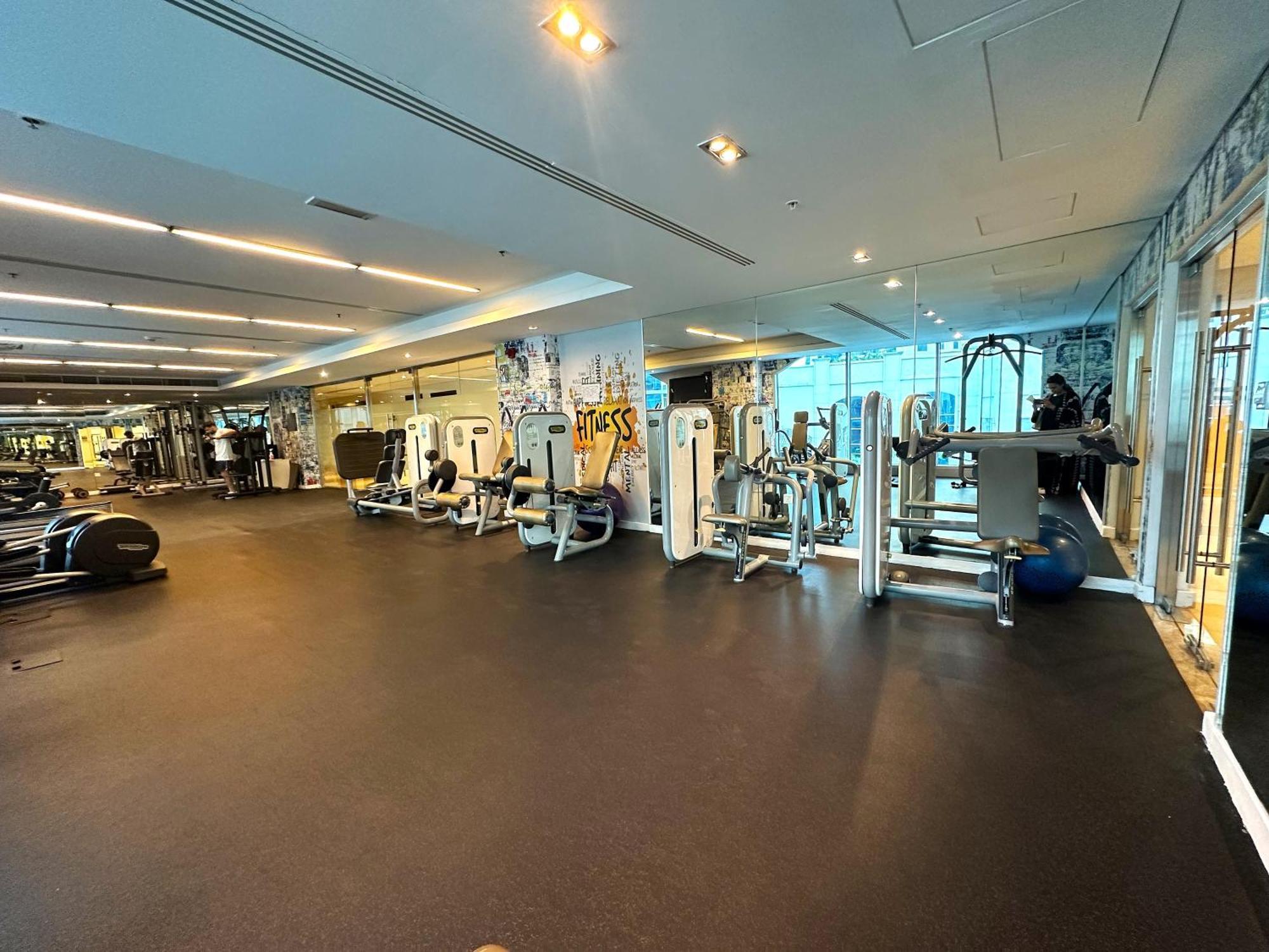 Family Friendly Spacious Location Marina Walk And Jbr Walk Apartment *
