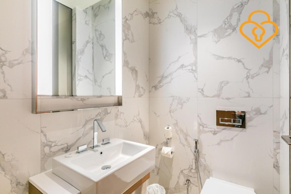 Keysplease Address Opera 2br Minutes To Mall 07 Apartment Dubai