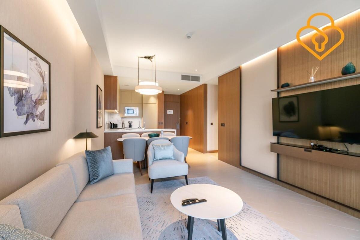 Keysplease Address Opera 2br Minutes To Mall 07 *