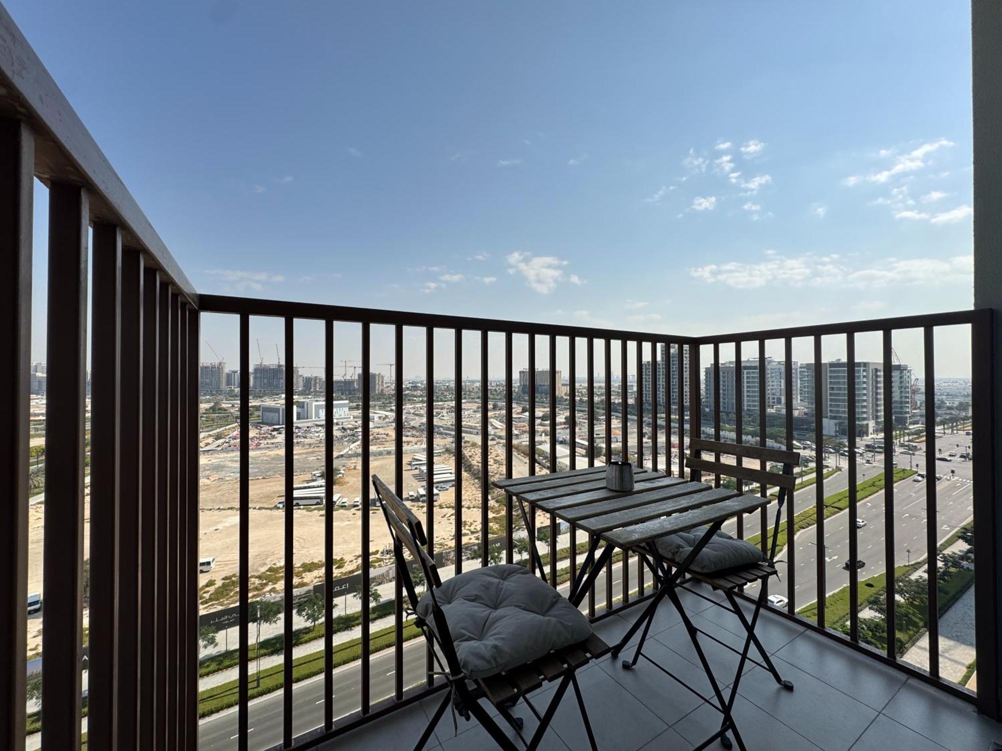Elegant & Bright 1br Getaway Near Hills Park