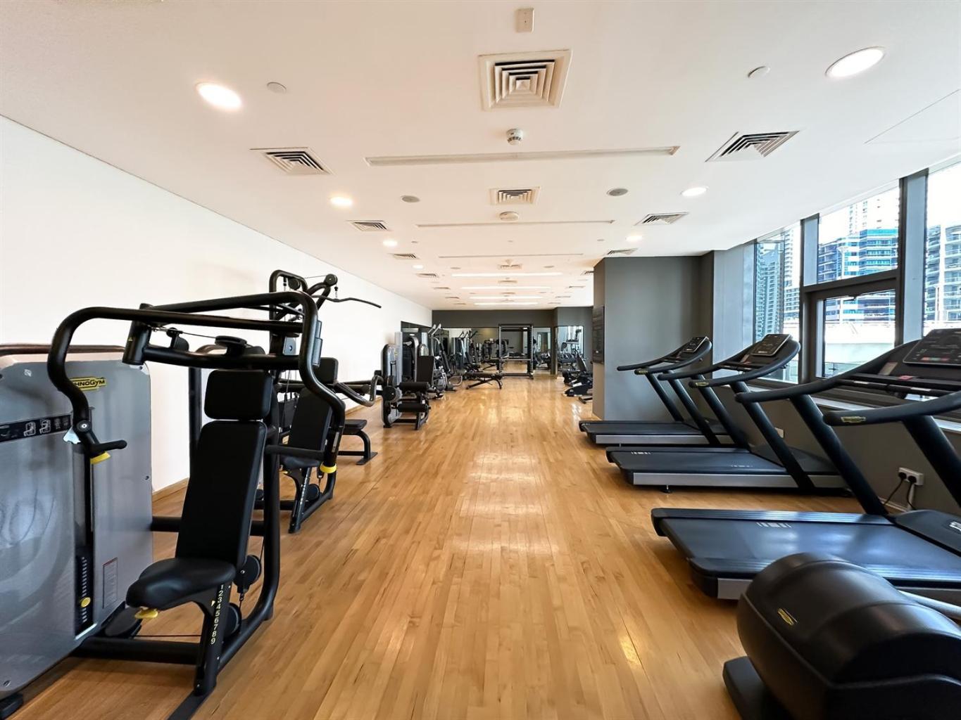Refined Living - 1bdr Escape W Marina Views *