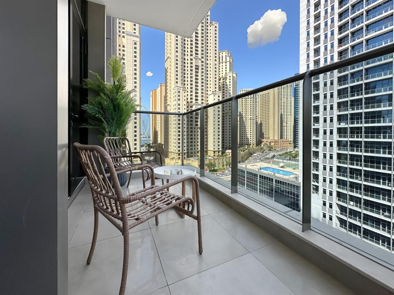 Refined Living - 1bdr Escape W Marina Views Dubai