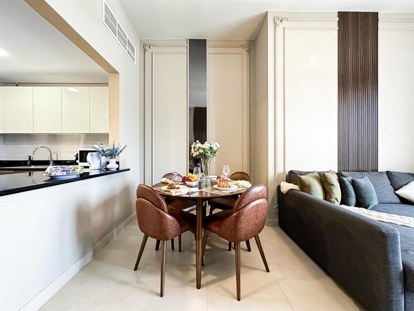 Refined Living - 1bdr Escape W Marina Views
