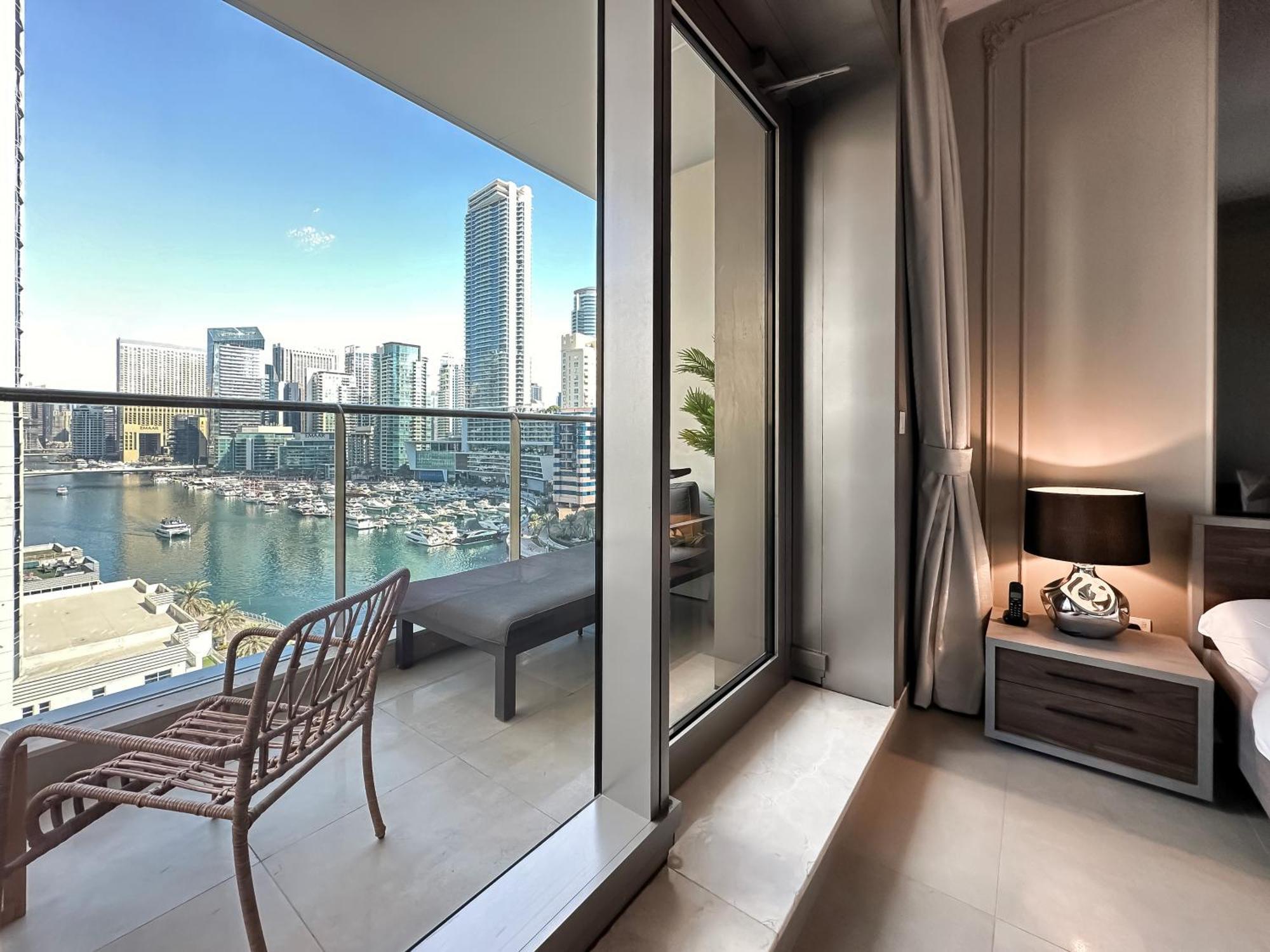 Apartment Refined Living - 1bdr Escape W Marina Views *