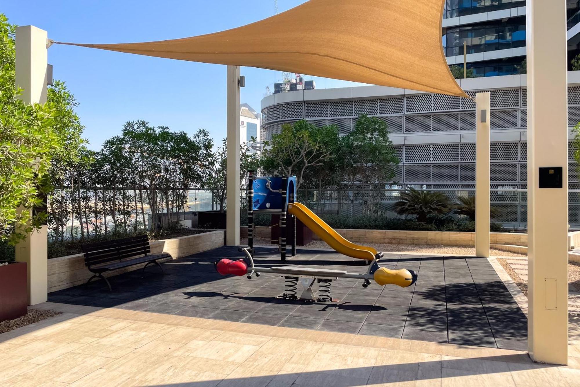 Fancy 3 Bedroom Right Next To Mall With Burj View In Downtown Apartment *