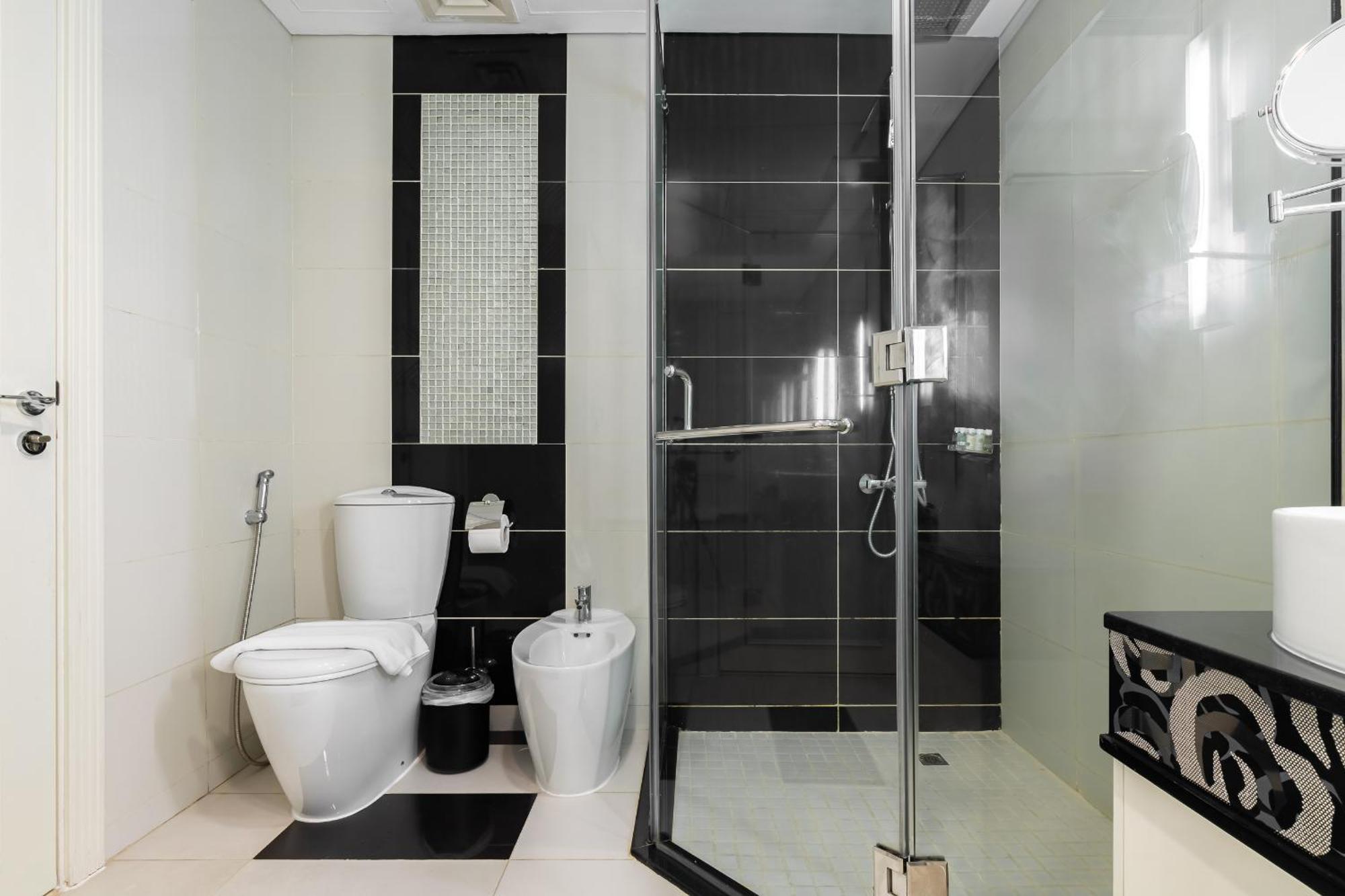 Fancy 3 Bedroom Right Next To Mall With Burj View In Downtown Dubai