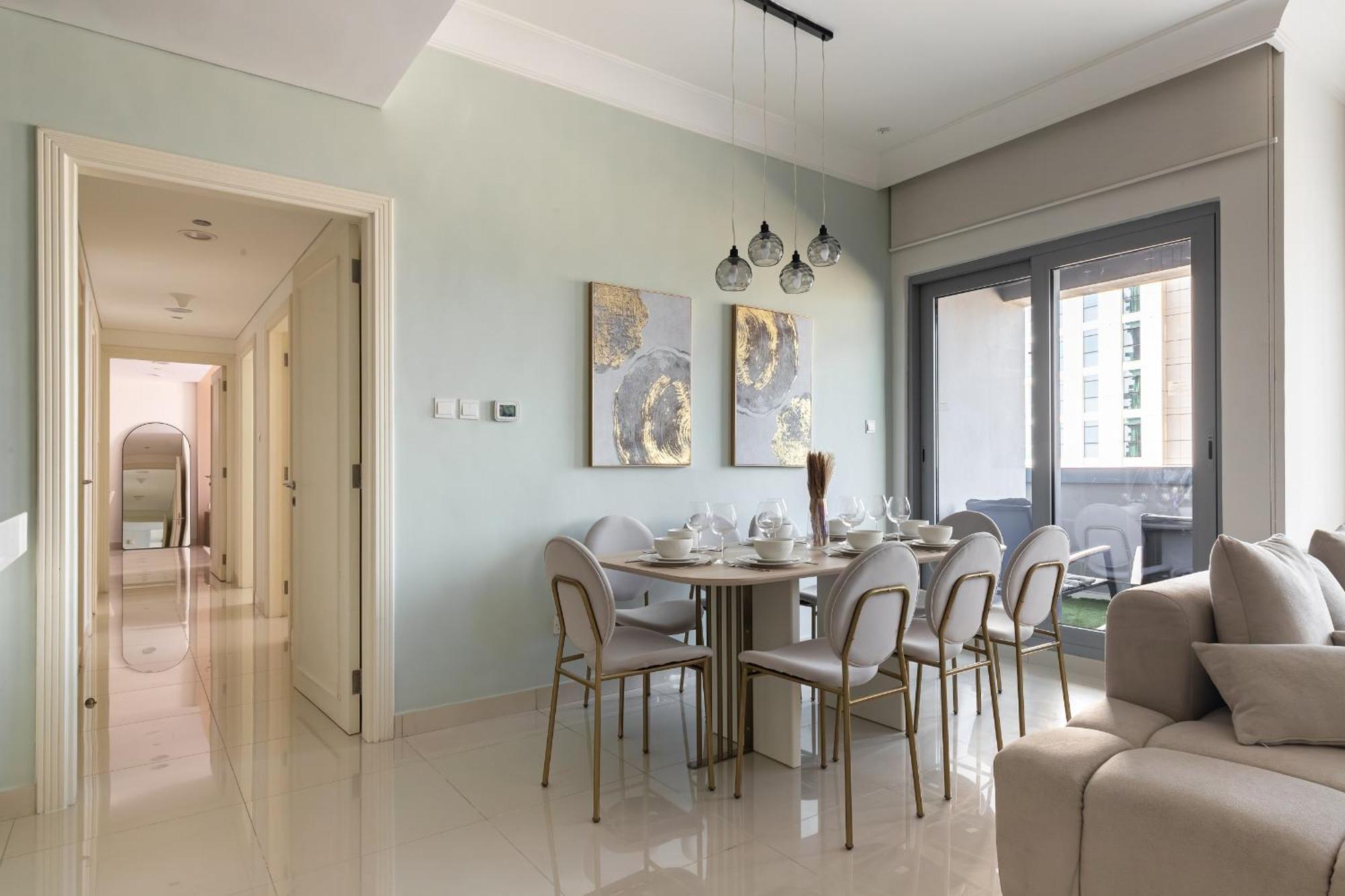Fancy 3 Bedroom Right Next To Mall With Burj View In Downtown * Dubai