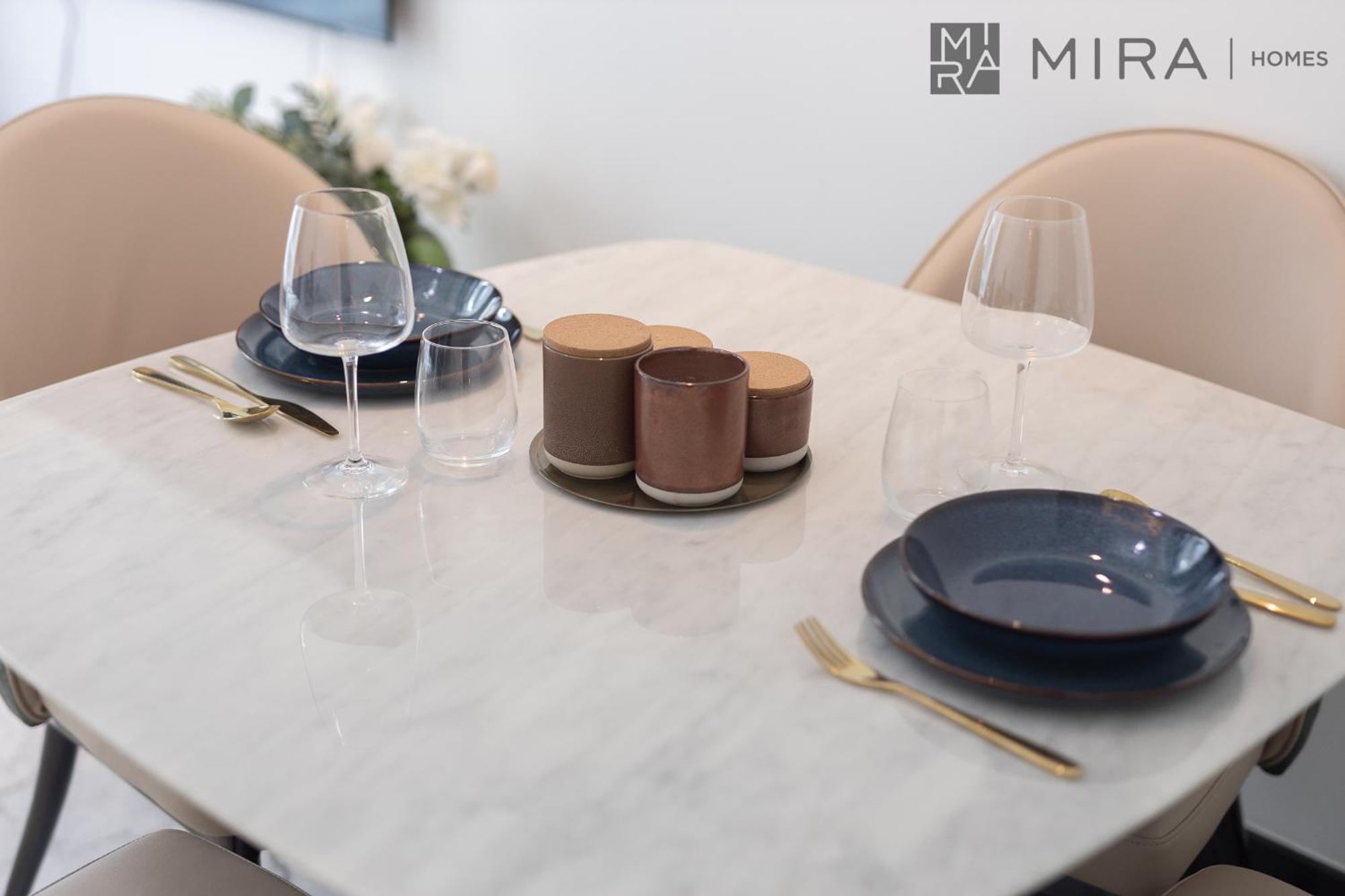 Mira Homes - Newly 2 Bedroom With Balcony In Business Bay Dubai
