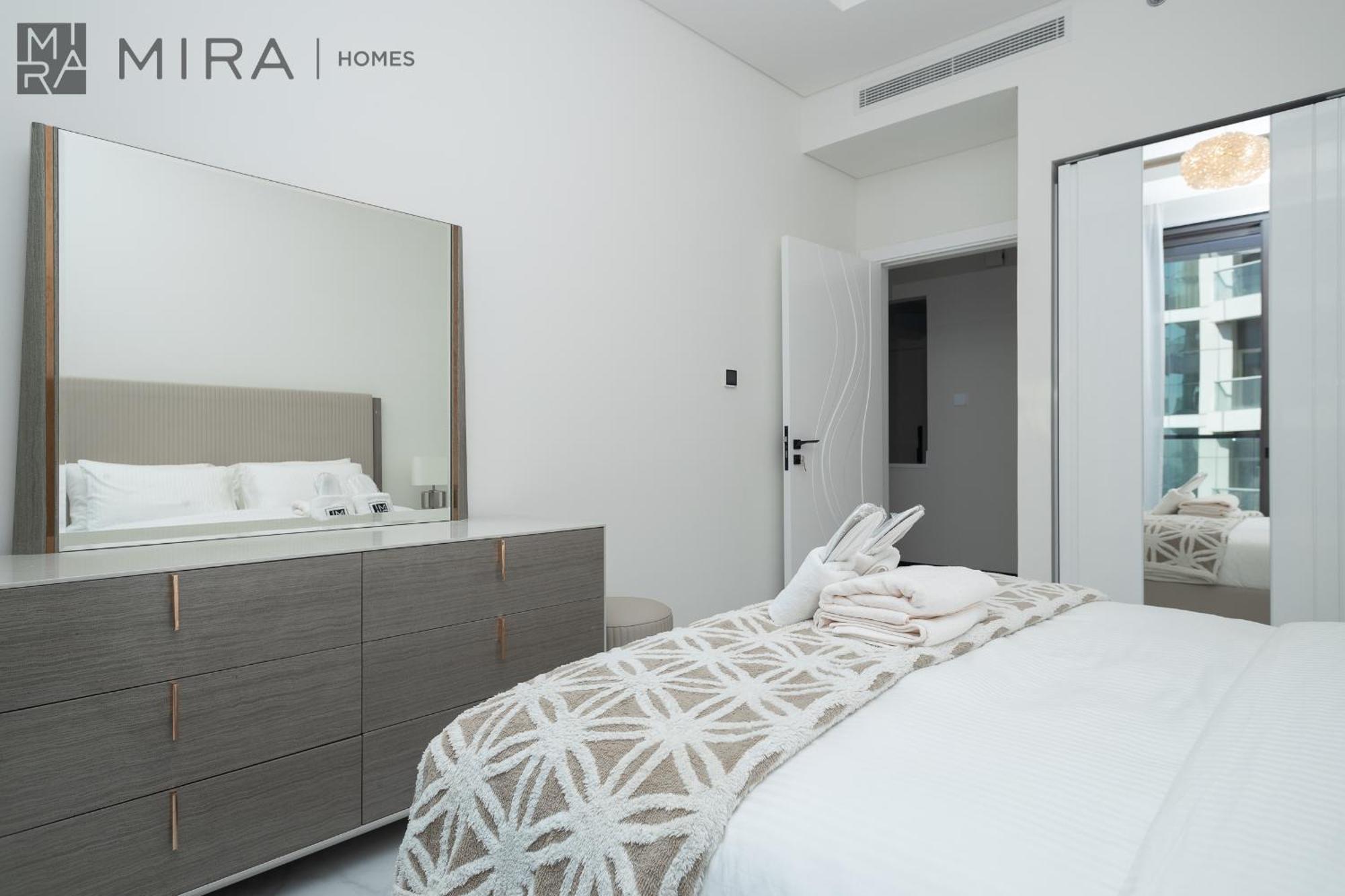 Mira Homes - Newly 2 Bedroom With Balcony In Business Bay *
