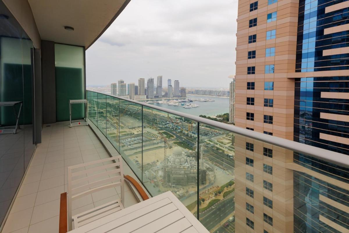 Sea View, Easy Access, Close To Amenities Apartment