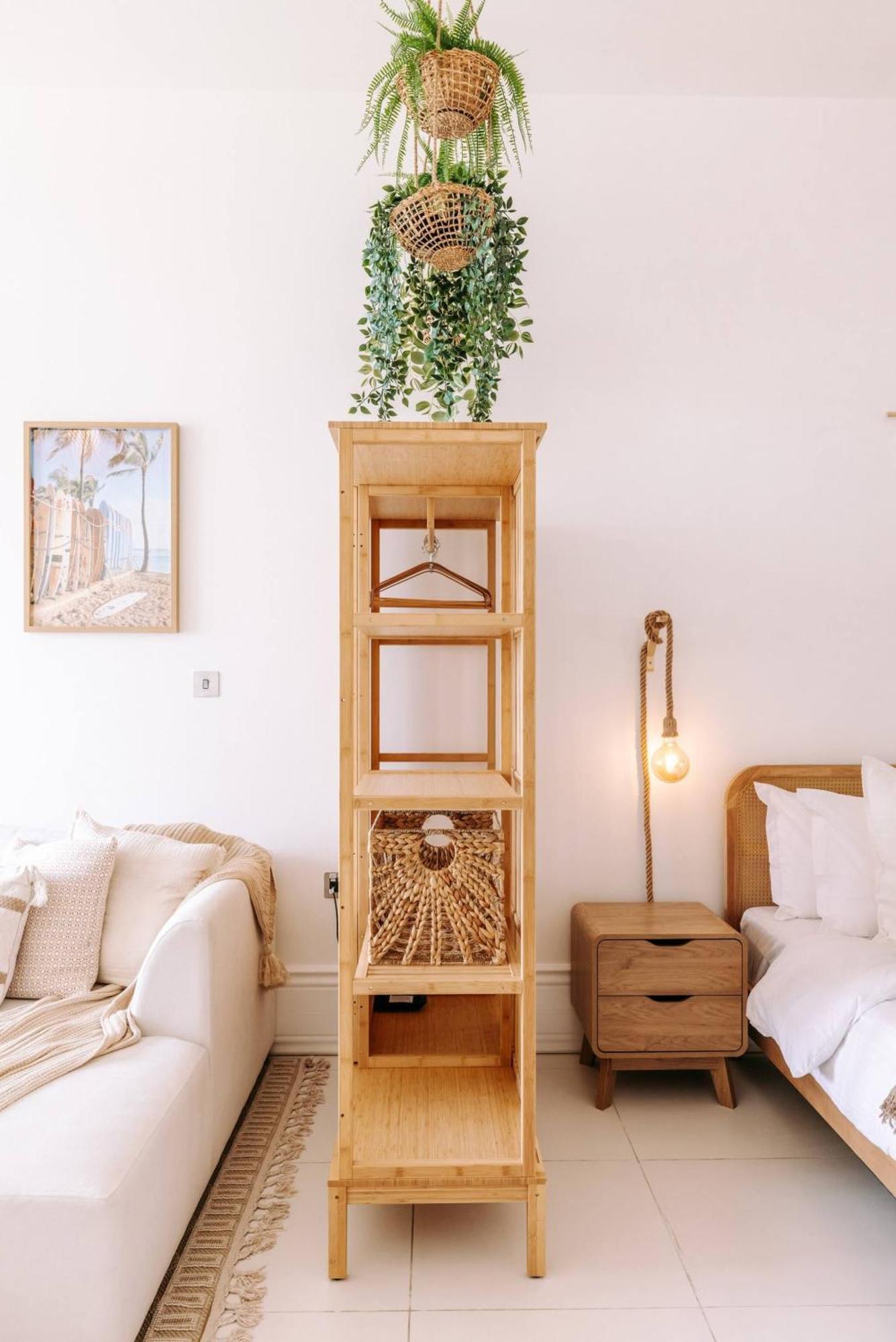 Beachfront Bliss On The Palm Jumeirah Apartment