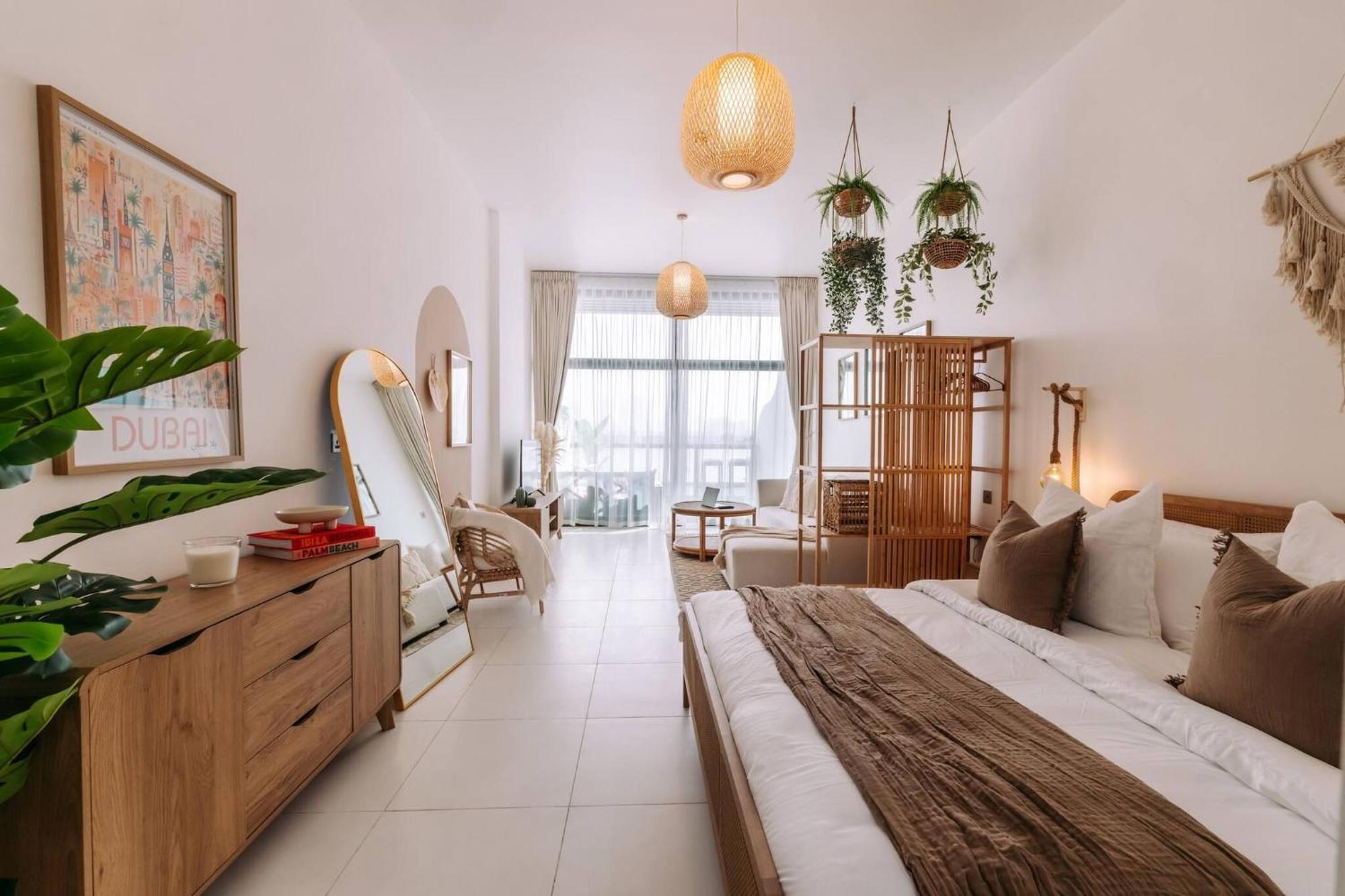 Beachfront Bliss On The Palm Jumeirah Apartment Dubai