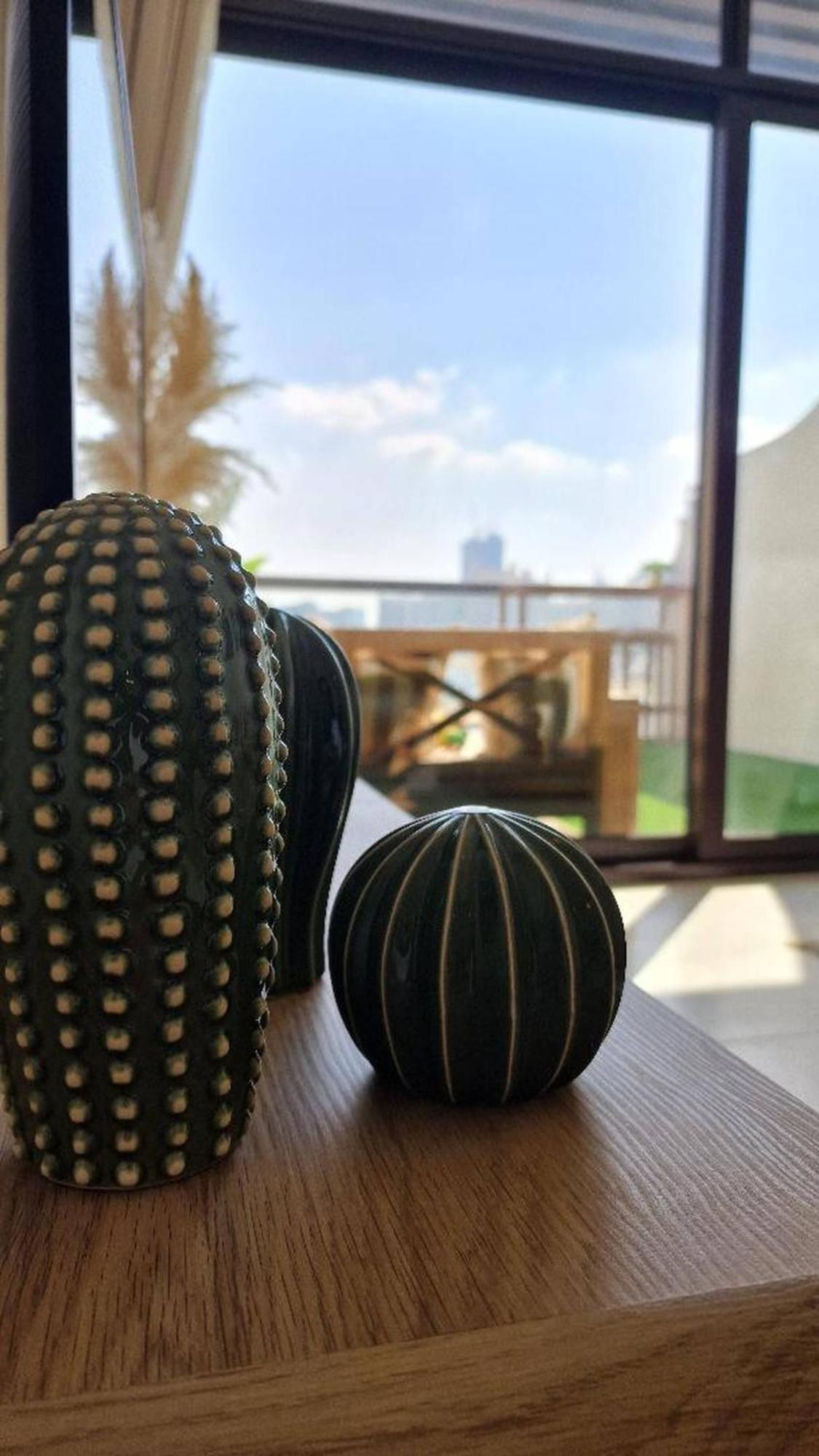 Beachfront Bliss On The Palm Jumeirah Apartment Dubai