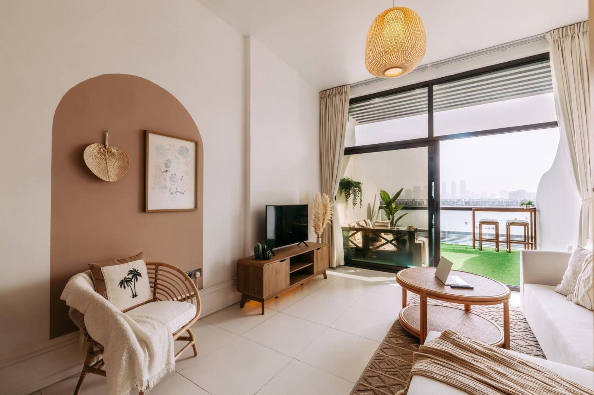Apartment Beachfront Bliss On The Palm Jumeirah *