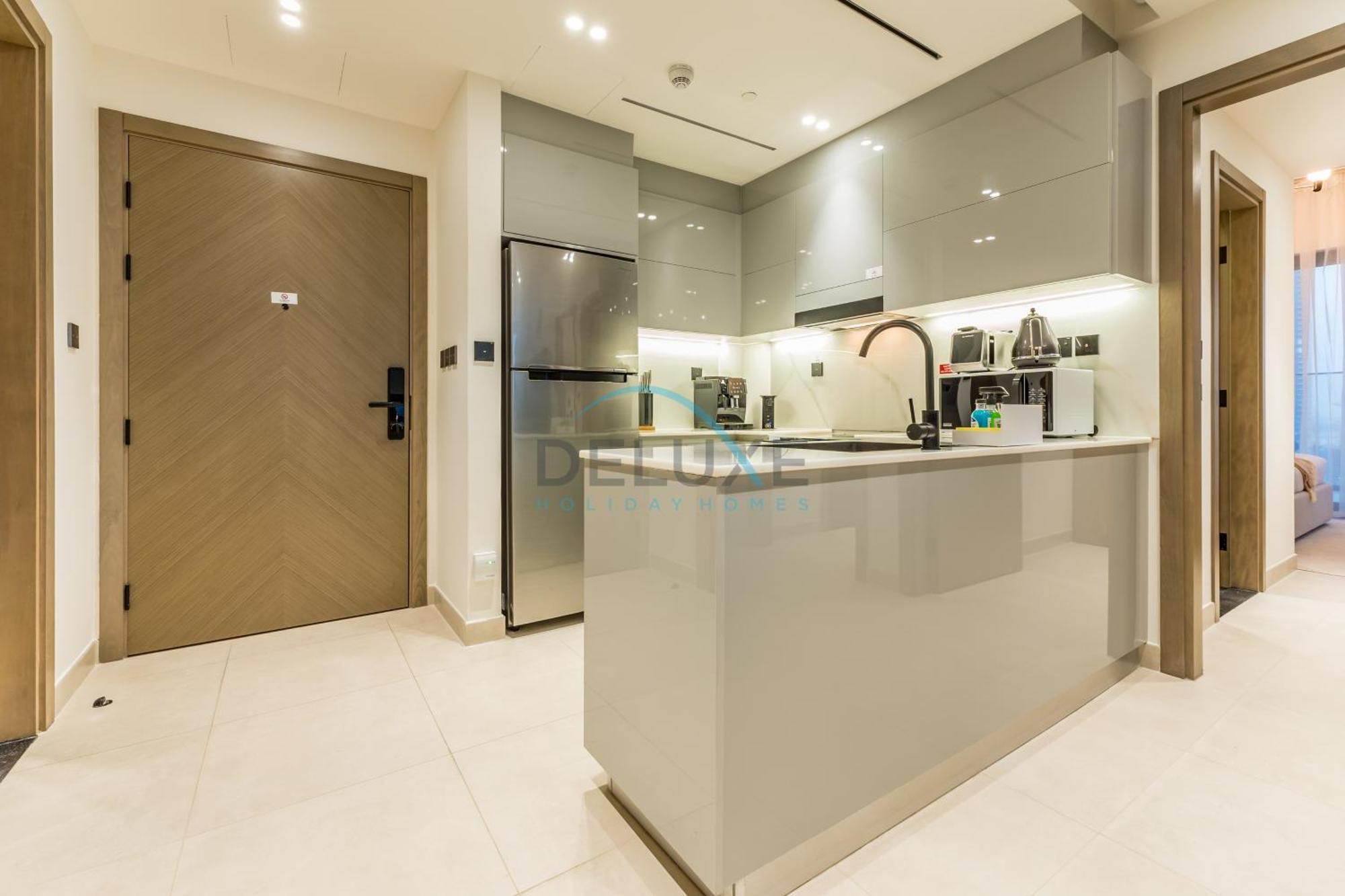Apartment Sophisticated 2br In Binghatti Canal, Business Bay By Deluxe Homes