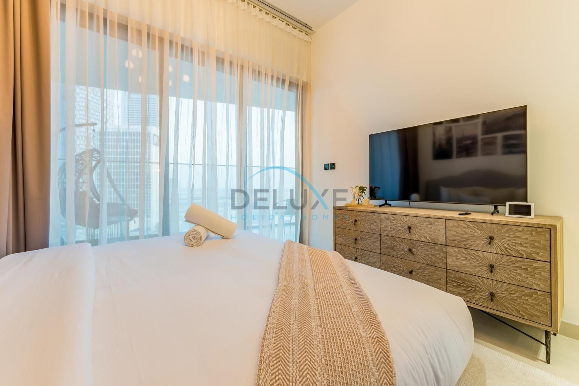 Apartment Sophisticated 2br In Binghatti Canal, Business Bay By Deluxe Homes Dubai