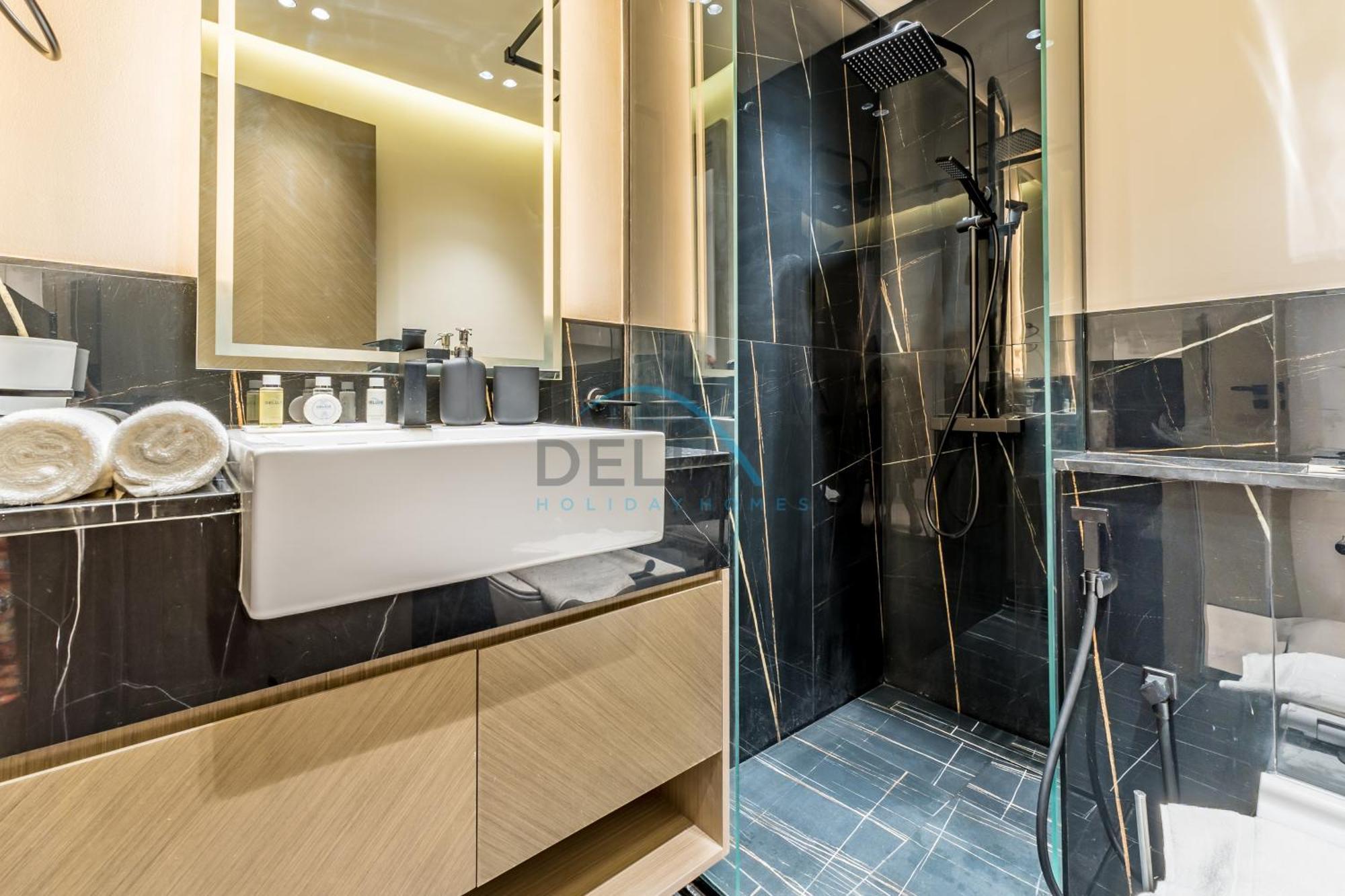 Sophisticated 2br In Binghatti Canal, Business Bay By Deluxe Homes Apartment