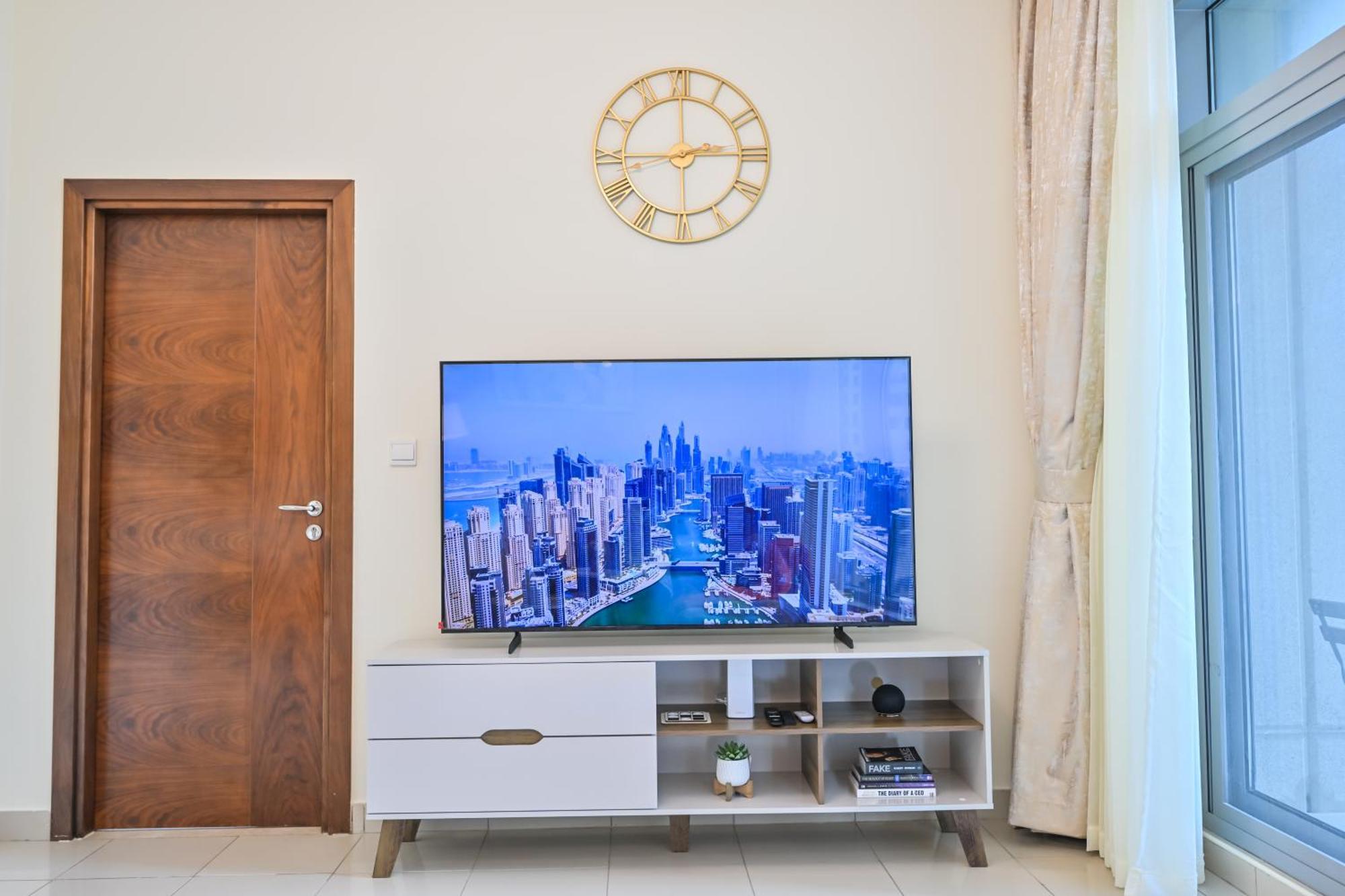 Apartment Luxury 1bhk With Marina Views Near Jbr Dubai