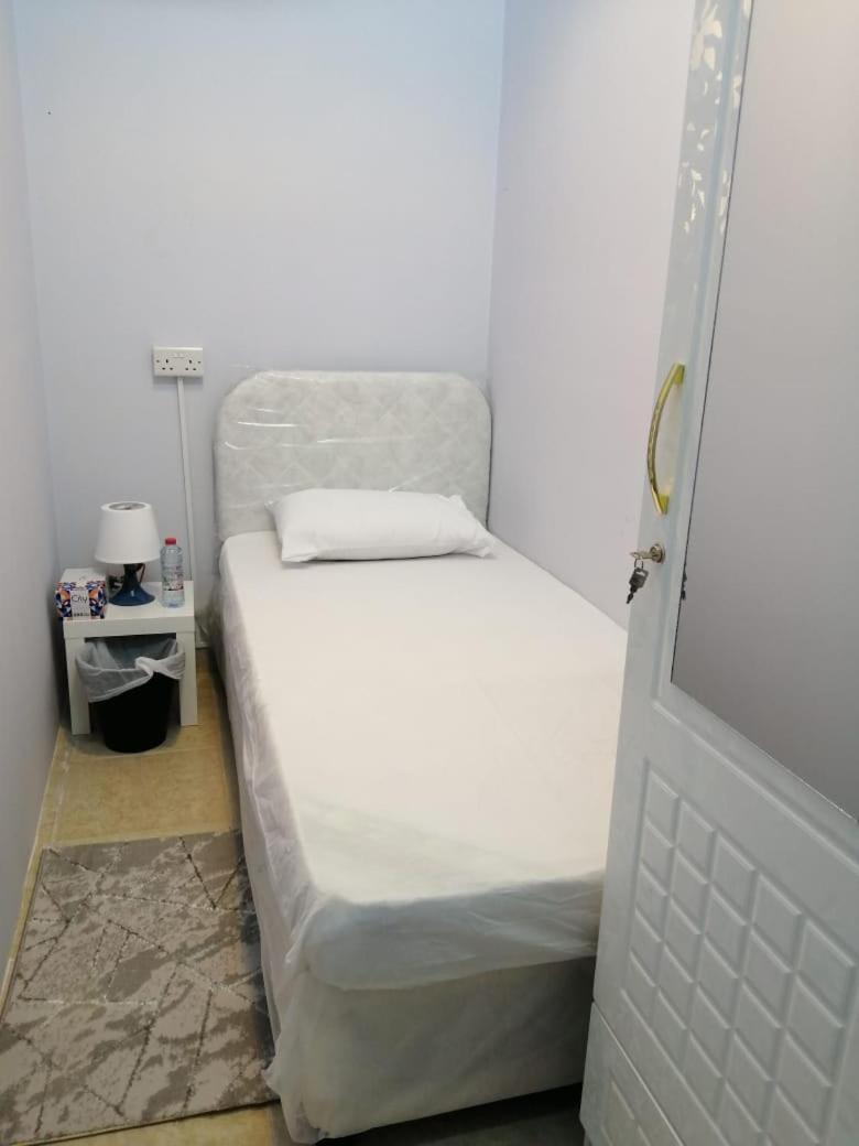 Capsule hotel Moe Hostel By Phm Dubai