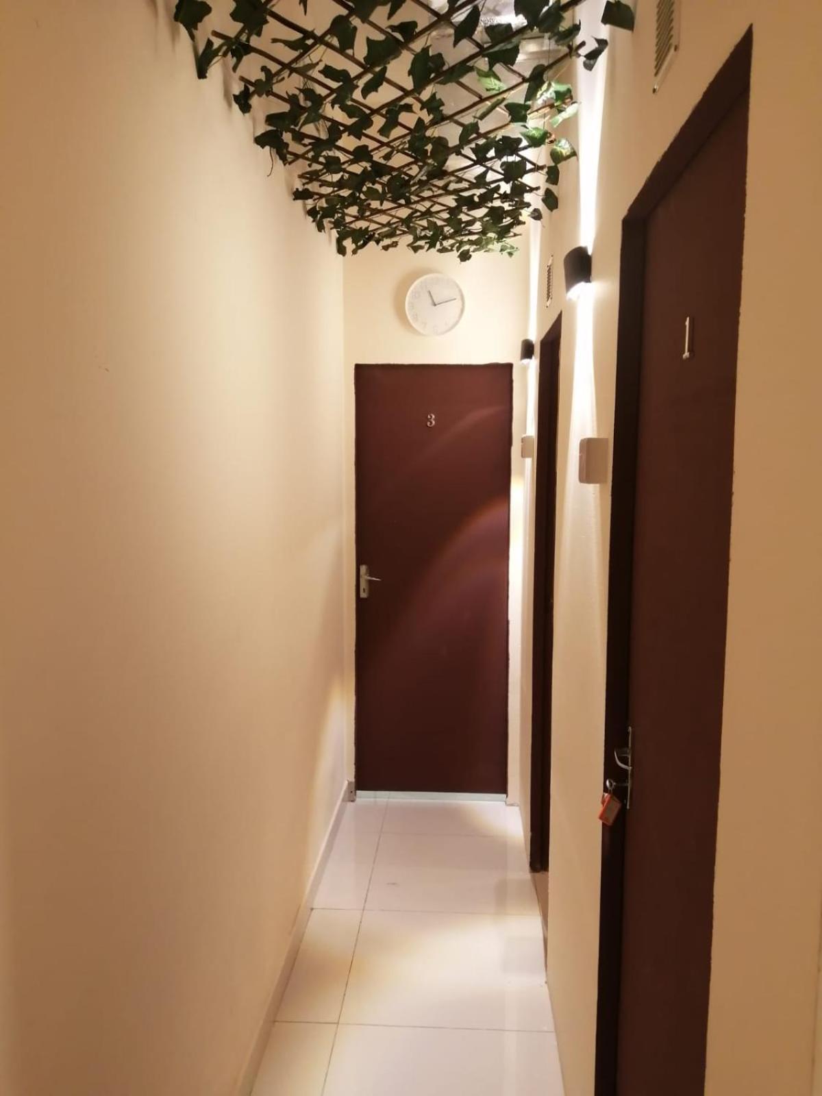 Capsule hotel Moe Hostel By Phm Dubai