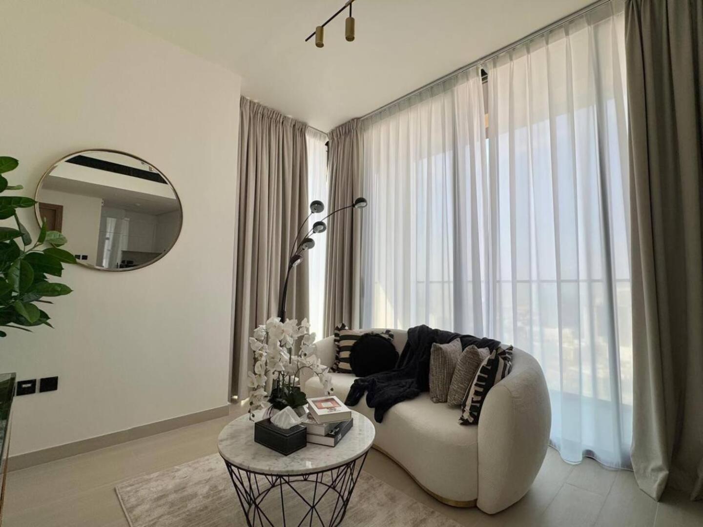 Trendy & Elegant 1br In Jvc * Dubai