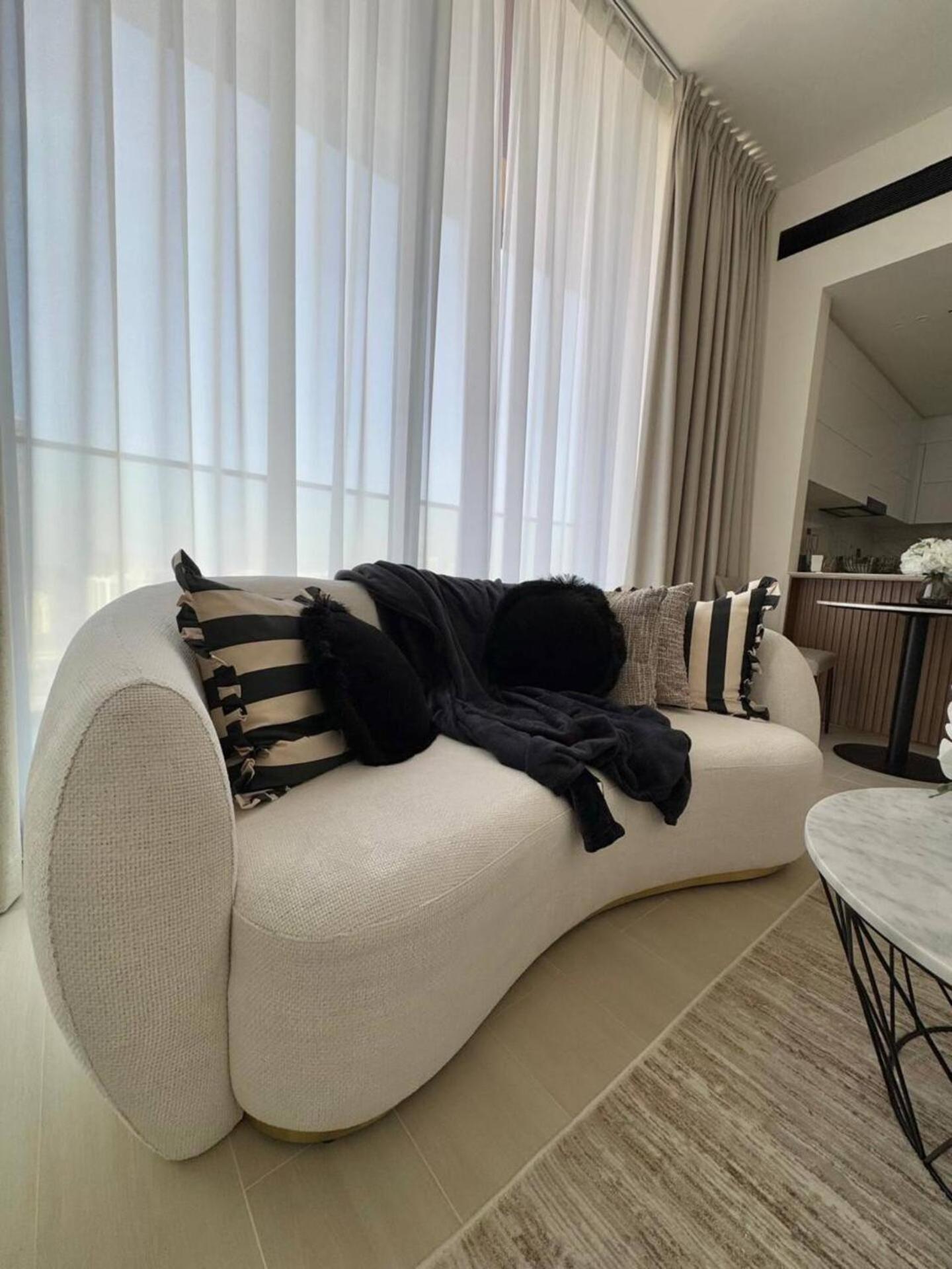 Trendy & Elegant 1br In Jvc Apartment *
