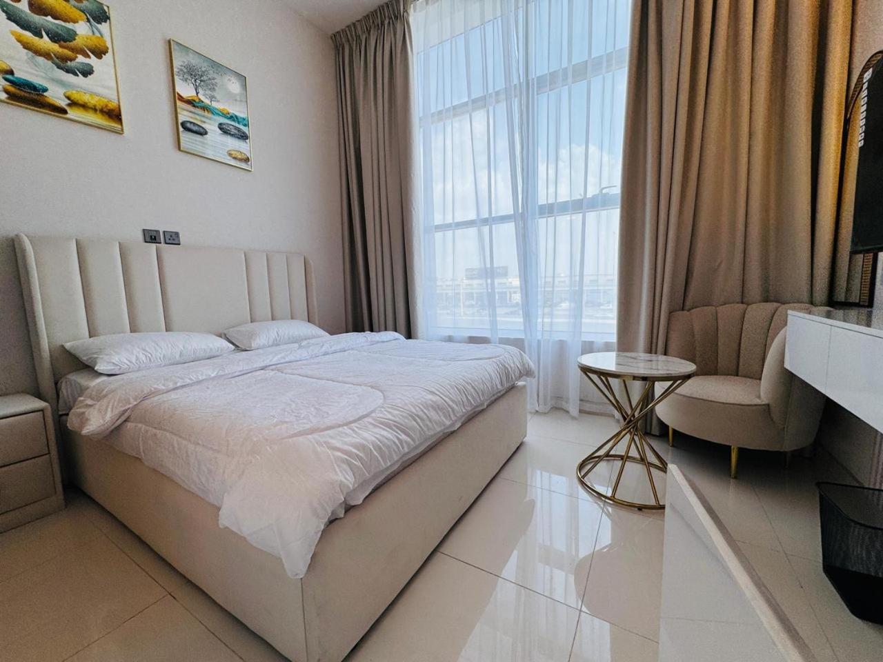 Al Manara Premium Shk Zayed Apartment *