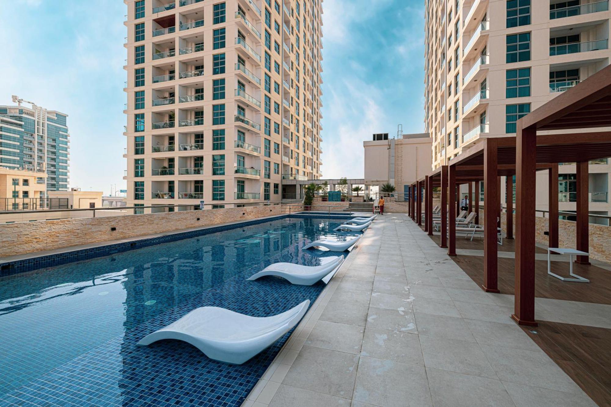 Apartment Cozy Urban 2br In Dec Tower Marina *
