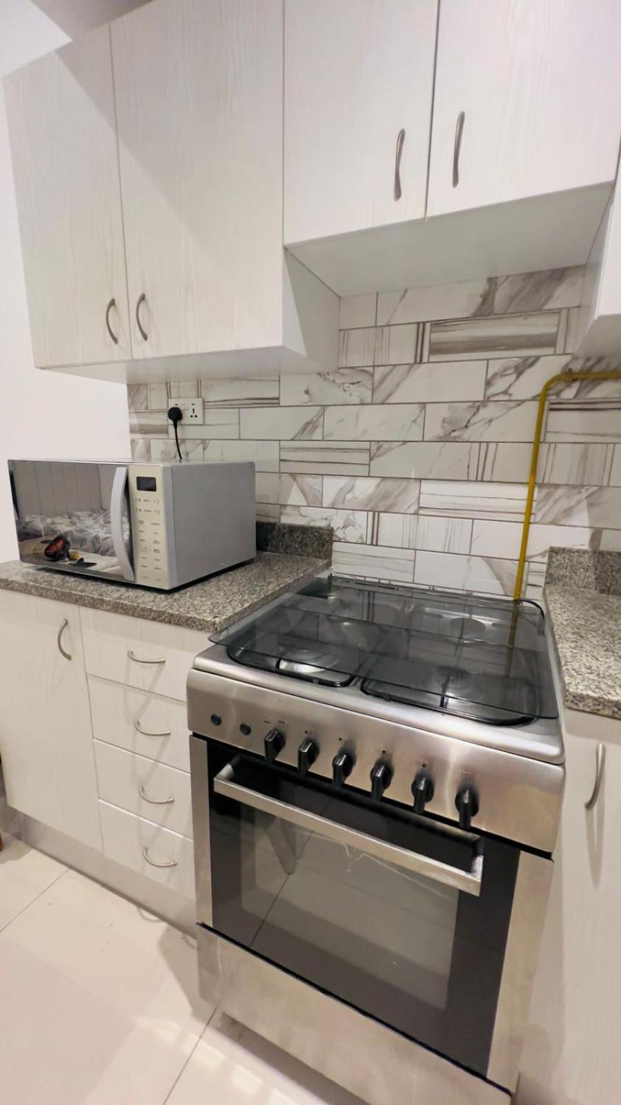 Amiqa Homes Dip 1 Homestay Dubai
