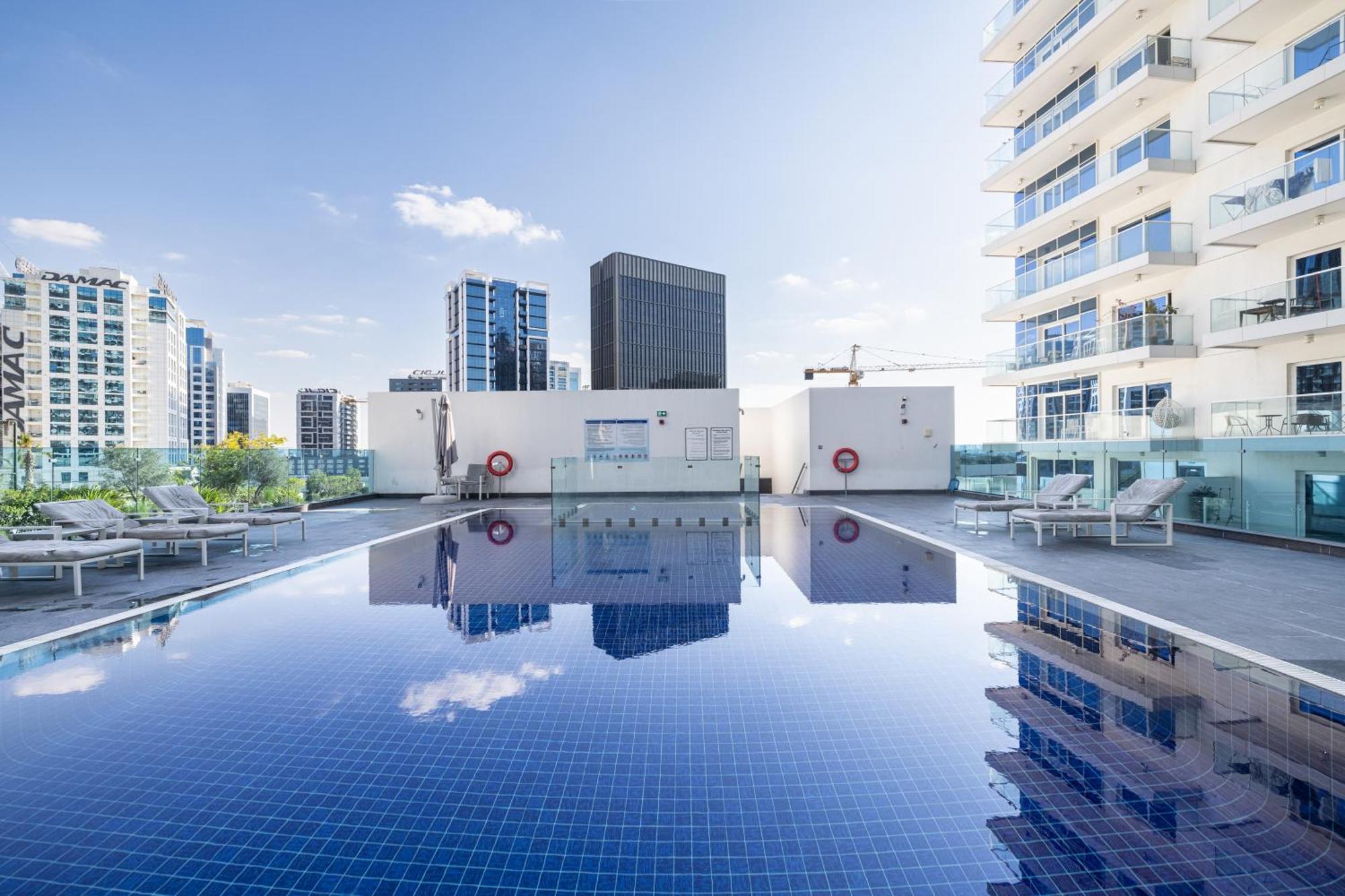 Caicai Homes Ag Tower-business Bay-dubai * Dubai
