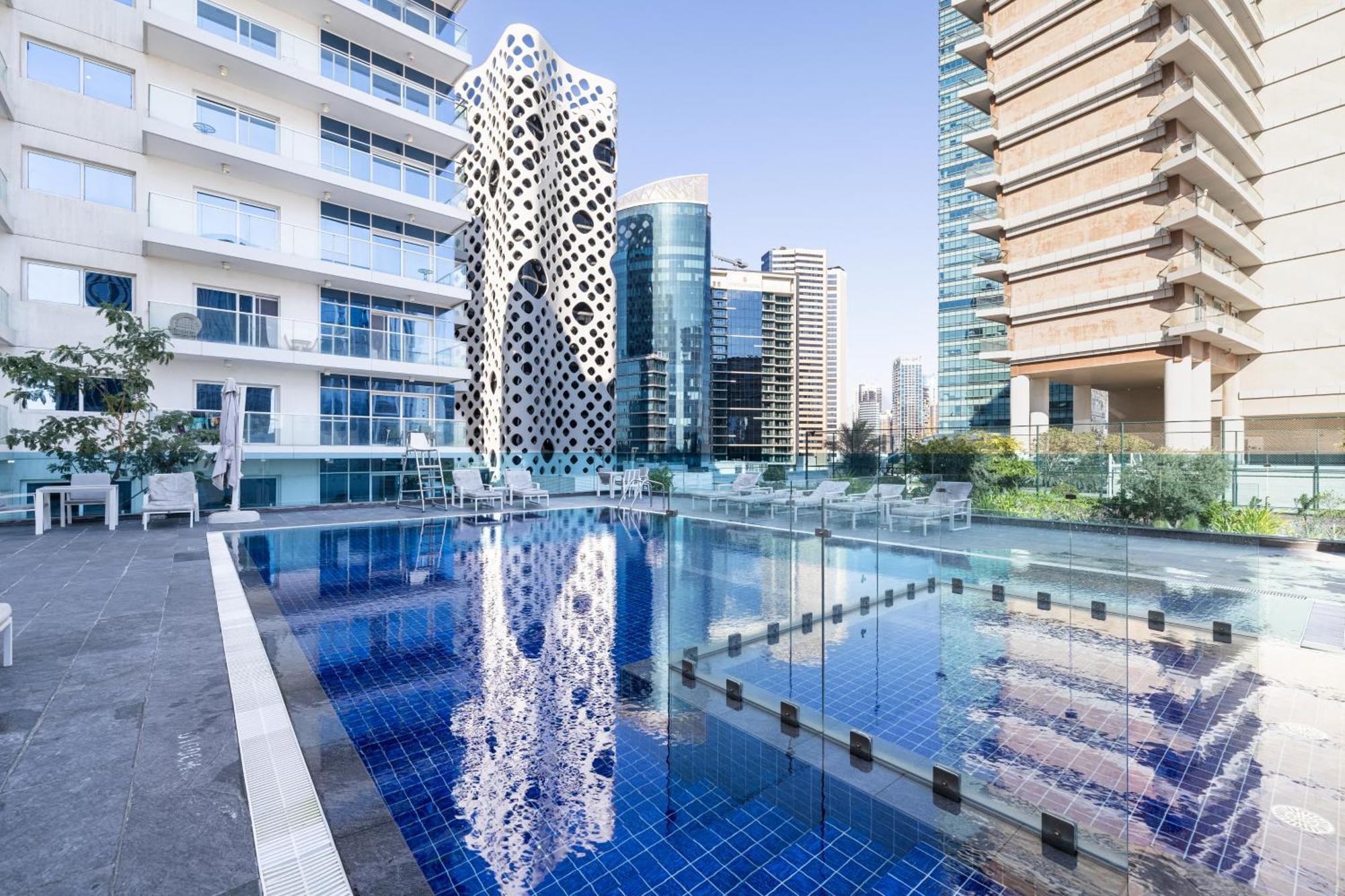 Caicai Homes Ag Tower-business Bay-dubai Apartment