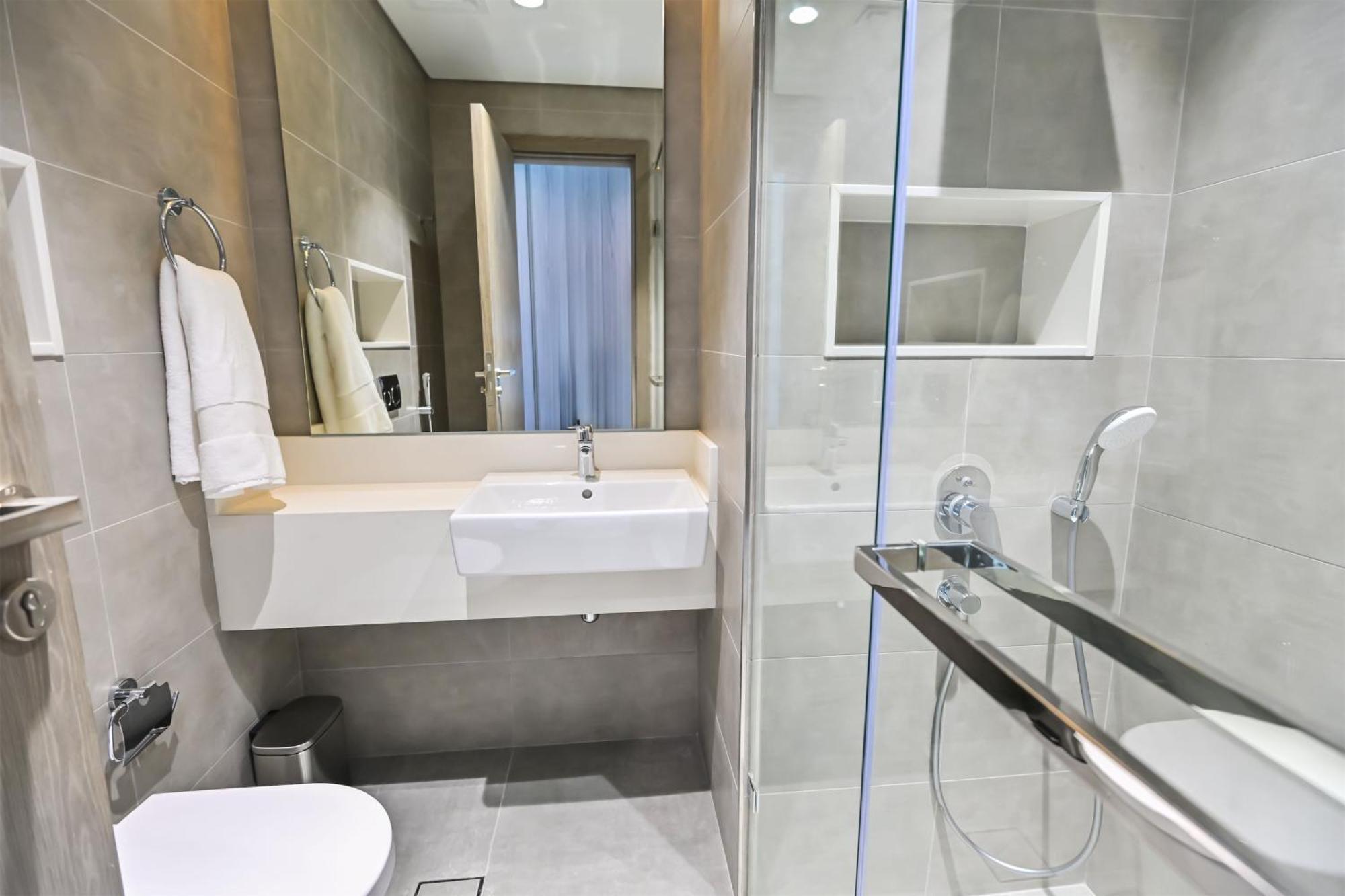 Apartment Magnificent 2br In District One Meydan