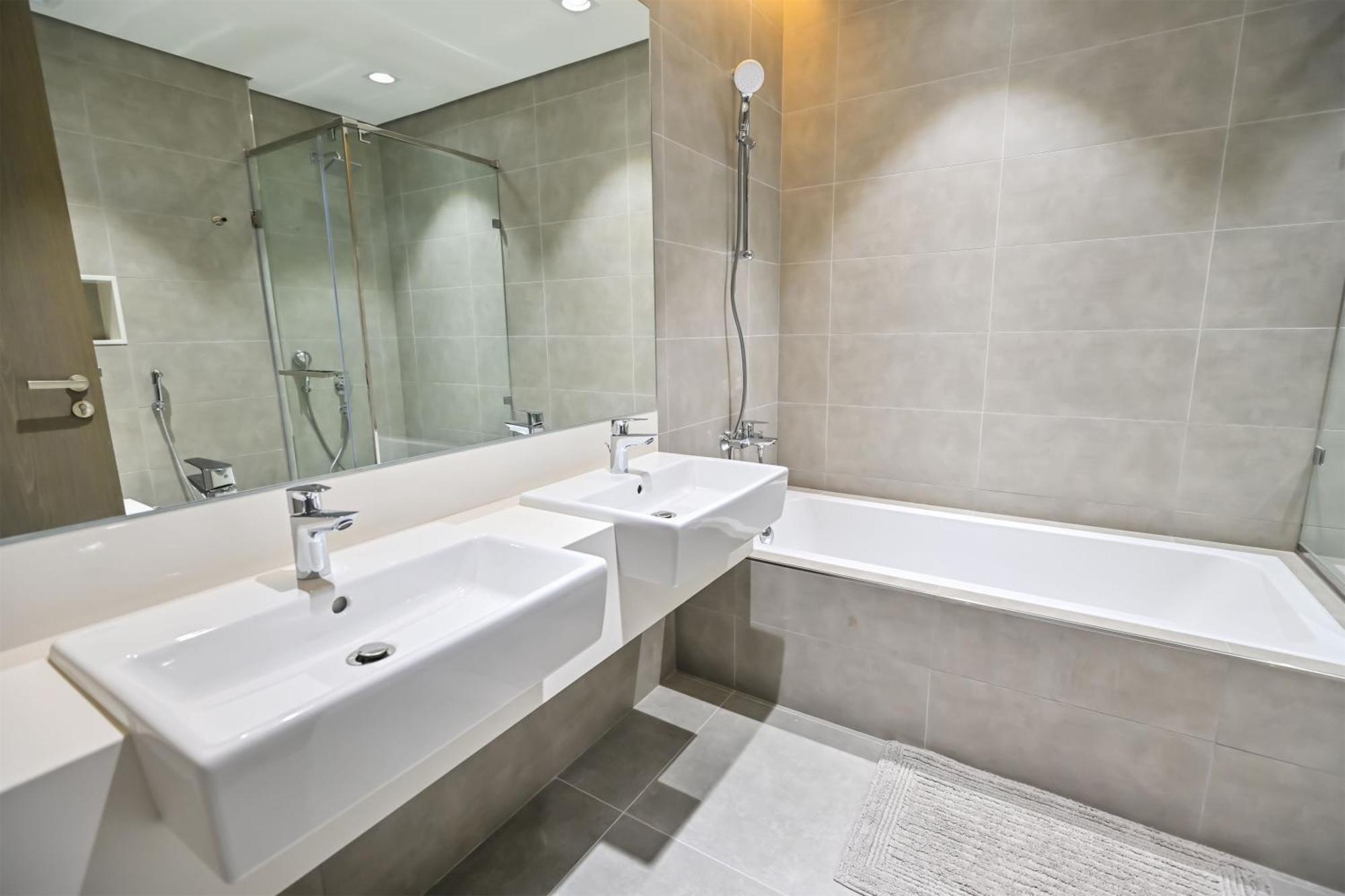 Magnificent 2br In District One Meydan Apartment *