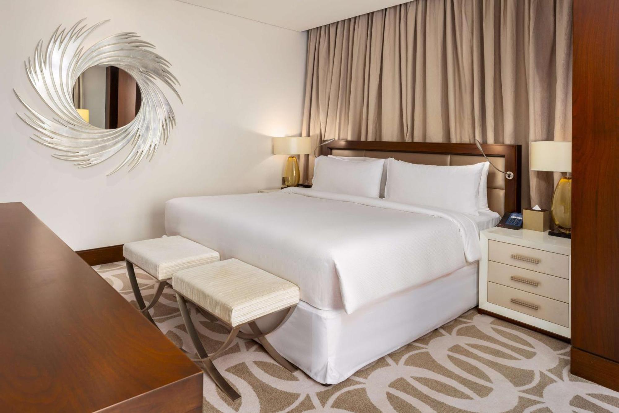 Hilton Al Habtoor 5*