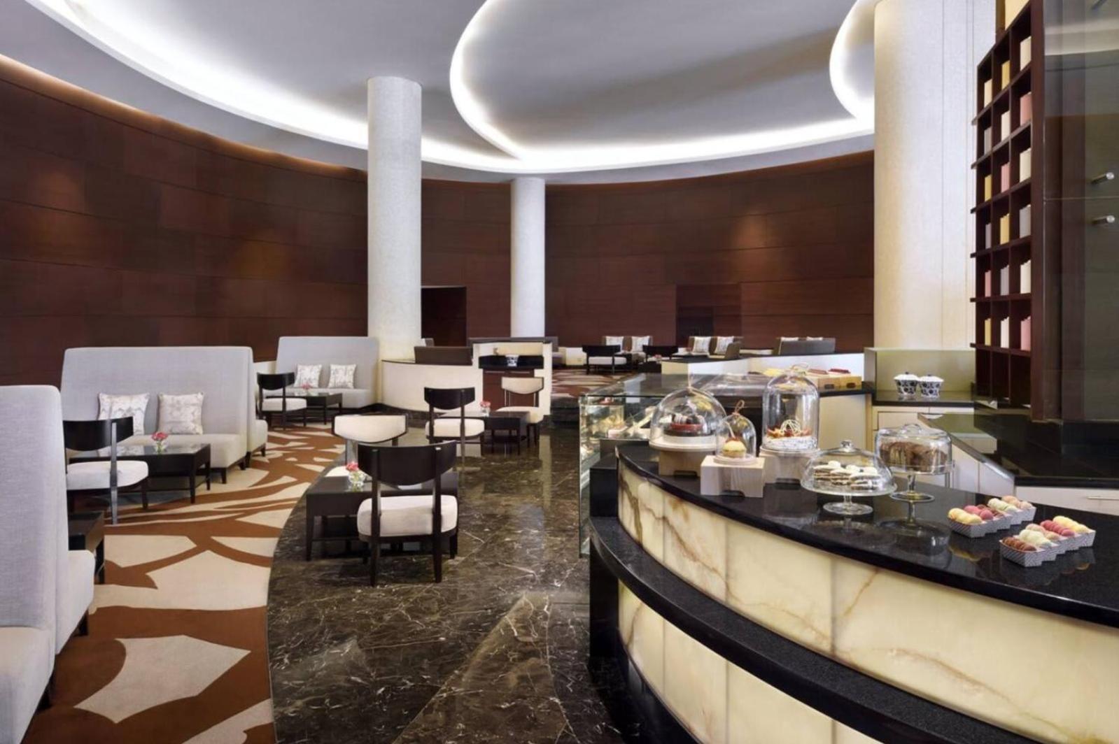 Address Marina - Luton Apartment Dubai