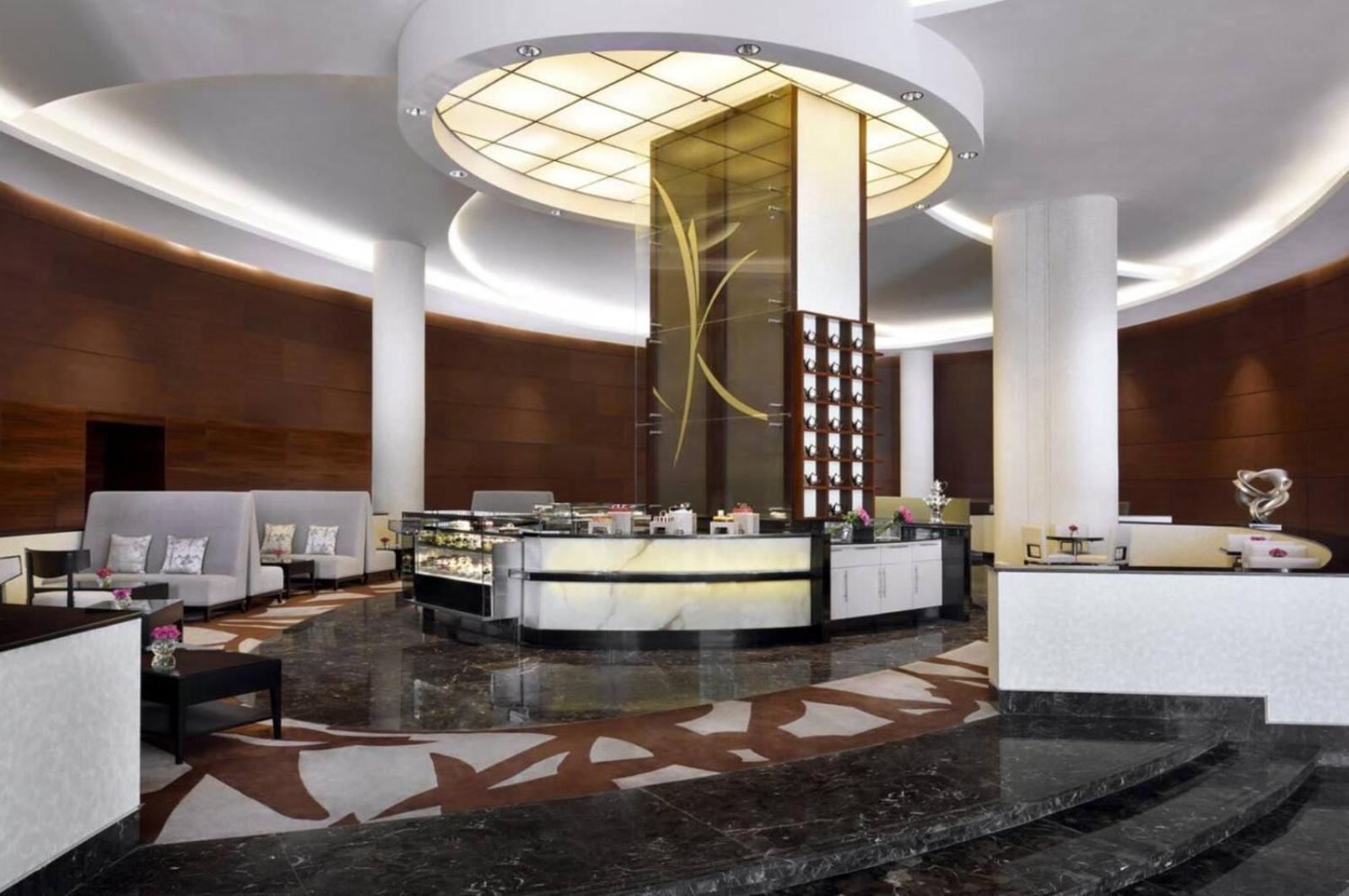 Address Marina - Luton Dubai