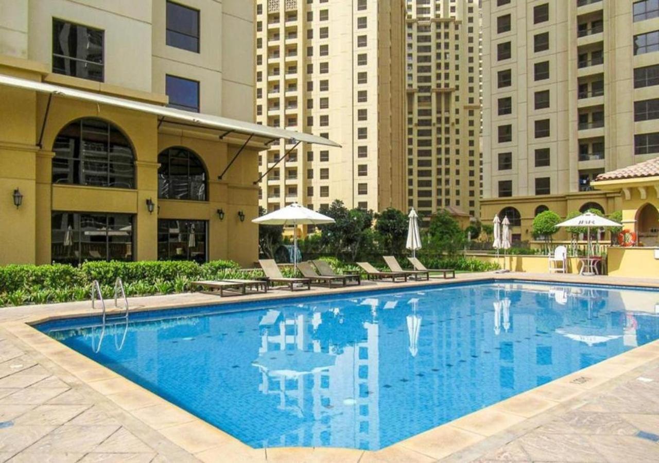 Huge On The * Dubai