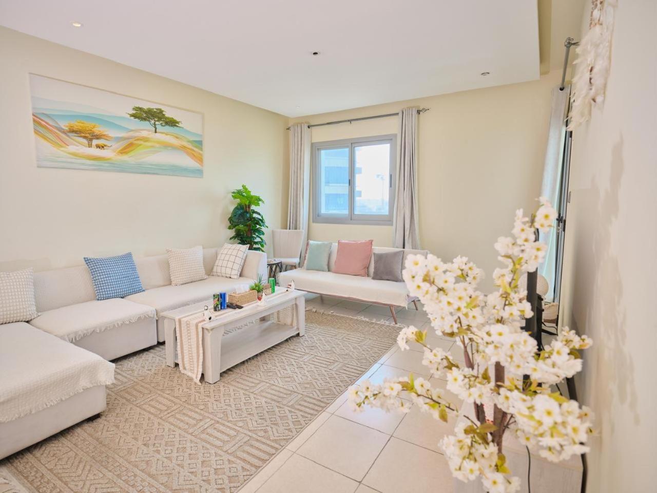 Marina, One Bed With Full Marina View *