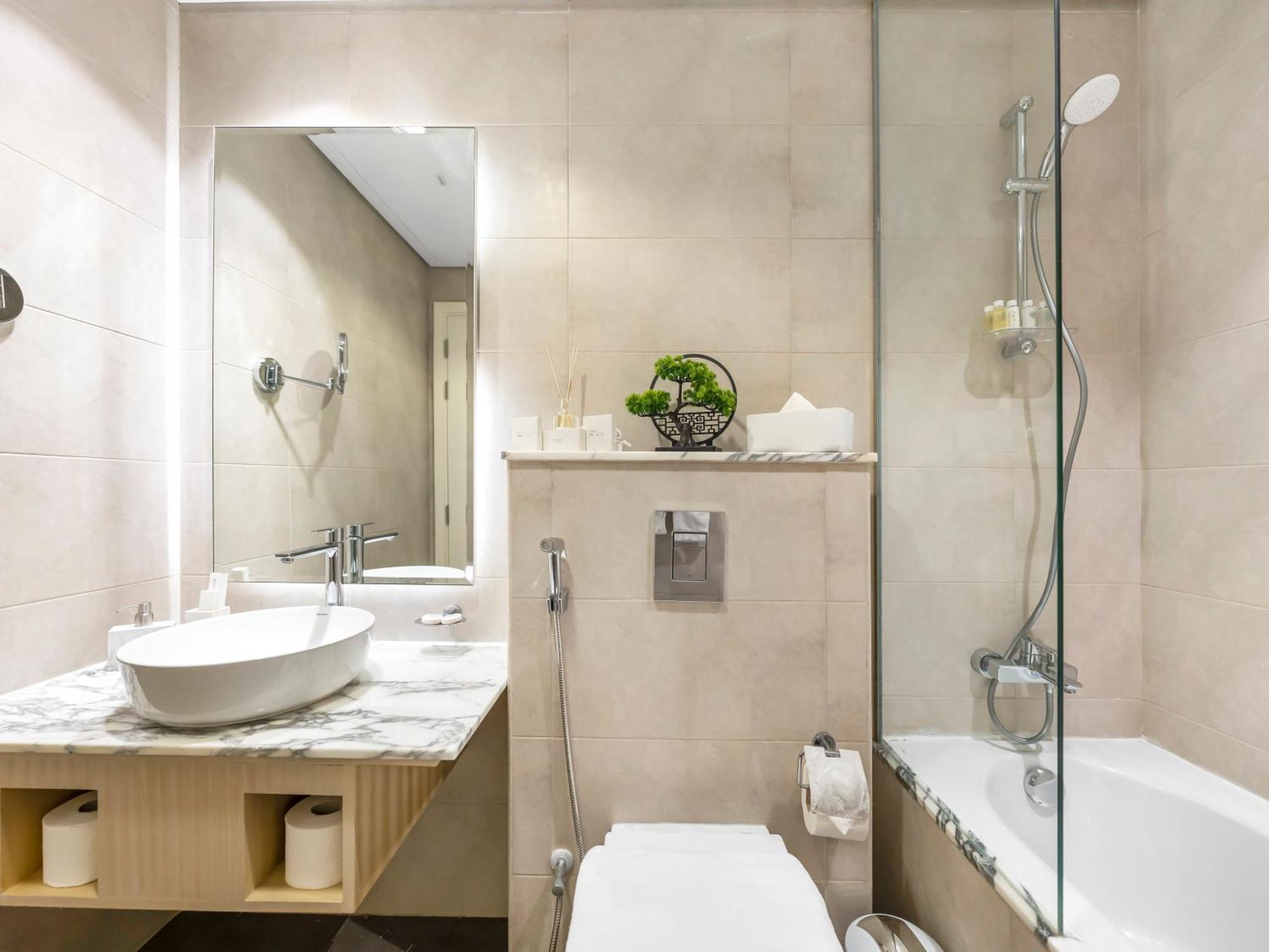 Stunning 2br With Burj View & Infinity Pool