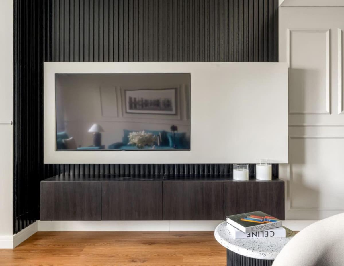 Luxurious 4br With Full Burj Khalifa And Fountain Views, Downtown *