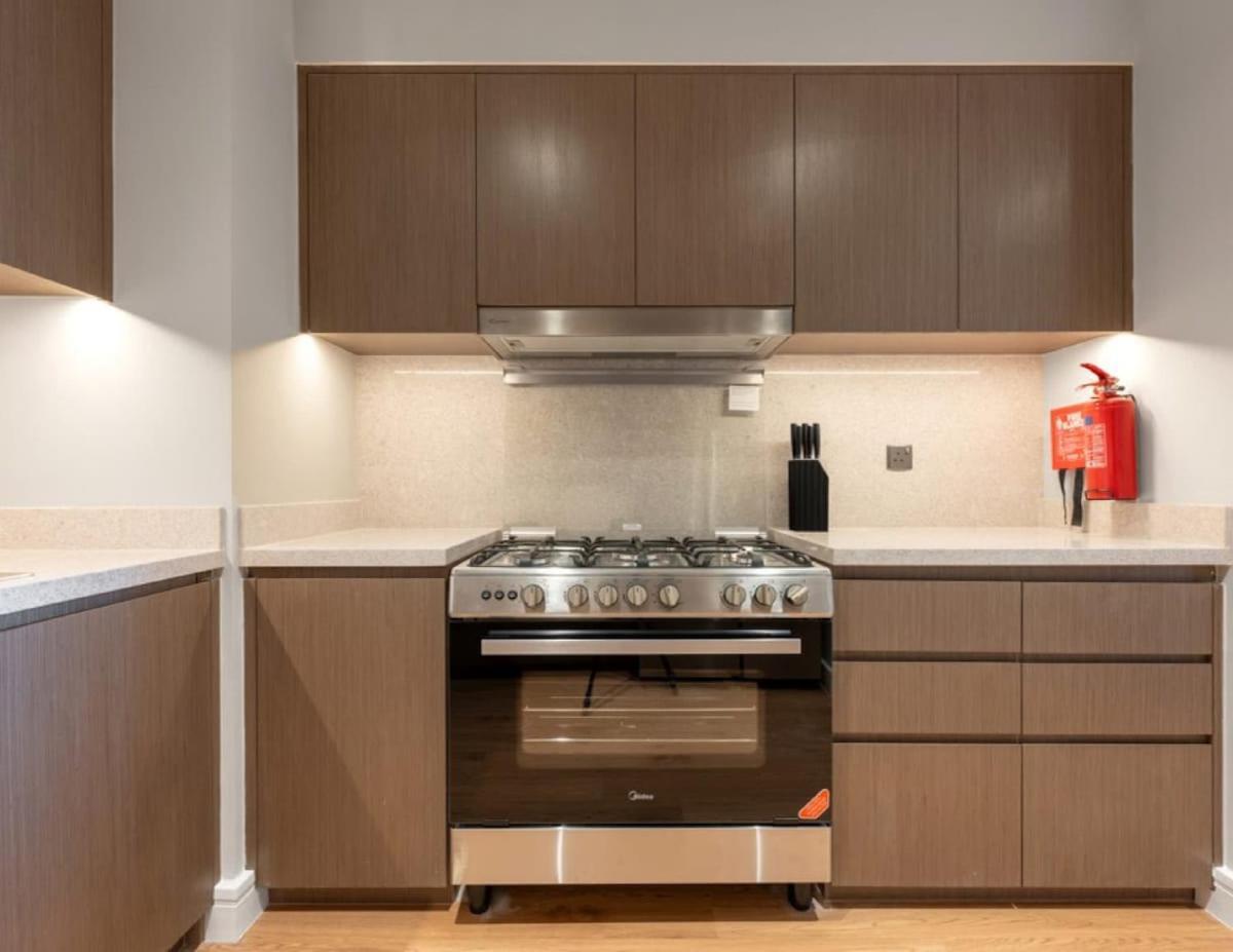 Luxurious 4br With Full Burj Khalifa And Fountain Views, Downtown