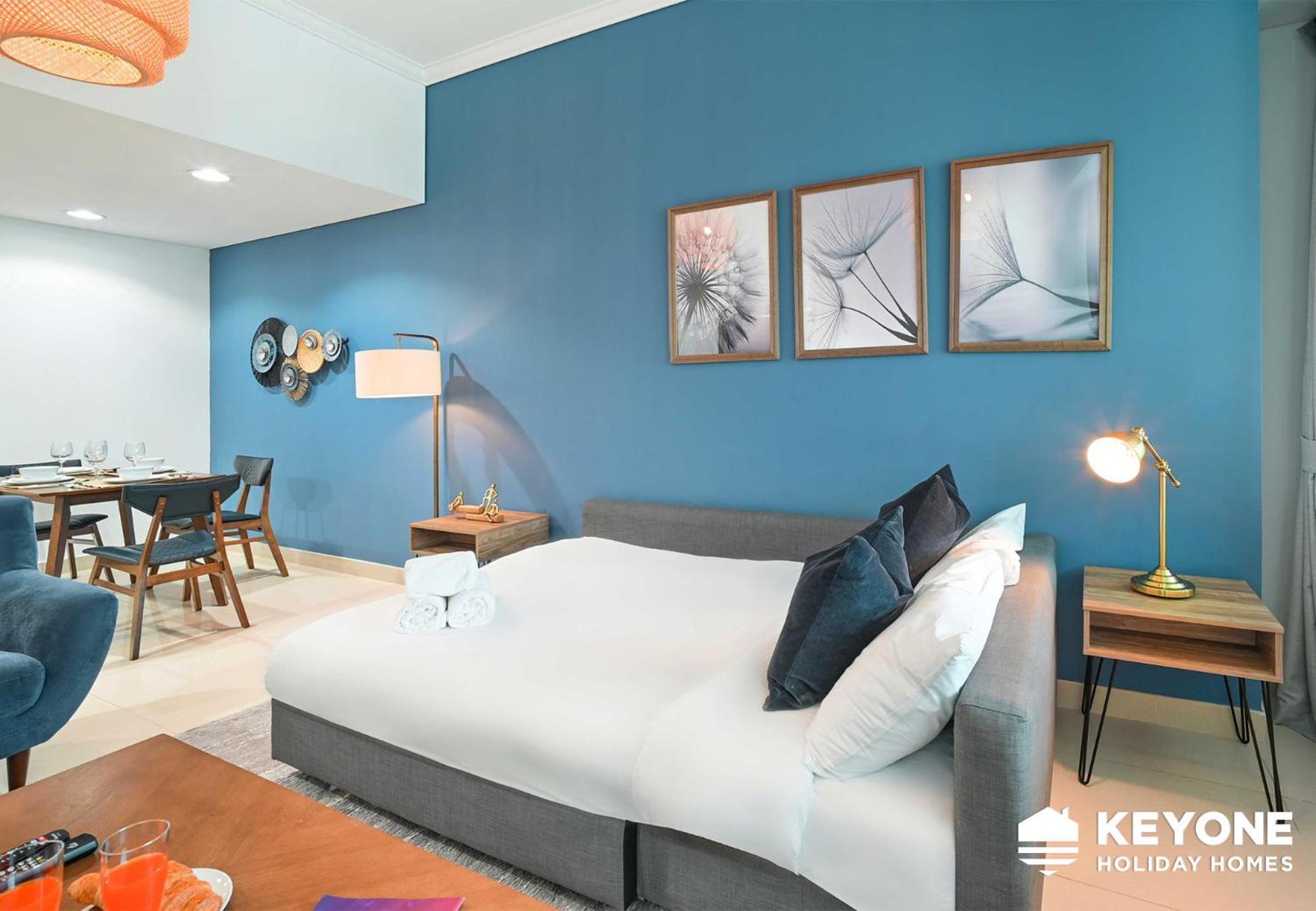 Apartment Fascinating Ocean Views In A One Bedroom Dubai