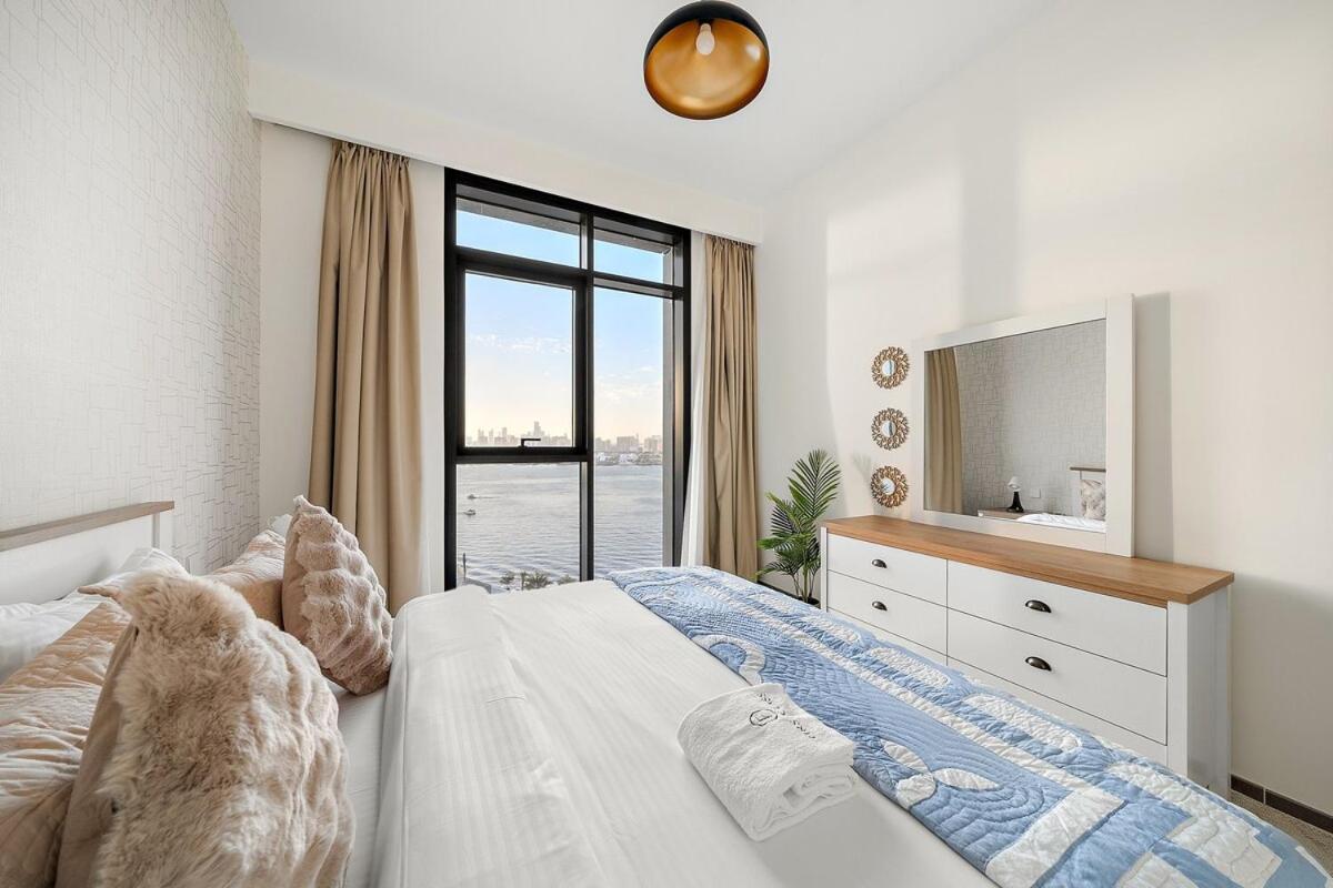 First Class 2br Mesmerizing Creekfront Views *
