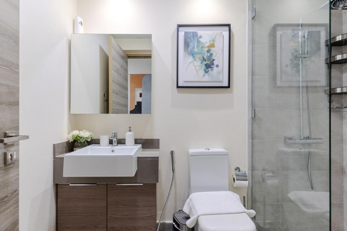 Spacious L Opened View L Fits 4 Apartment Dubai