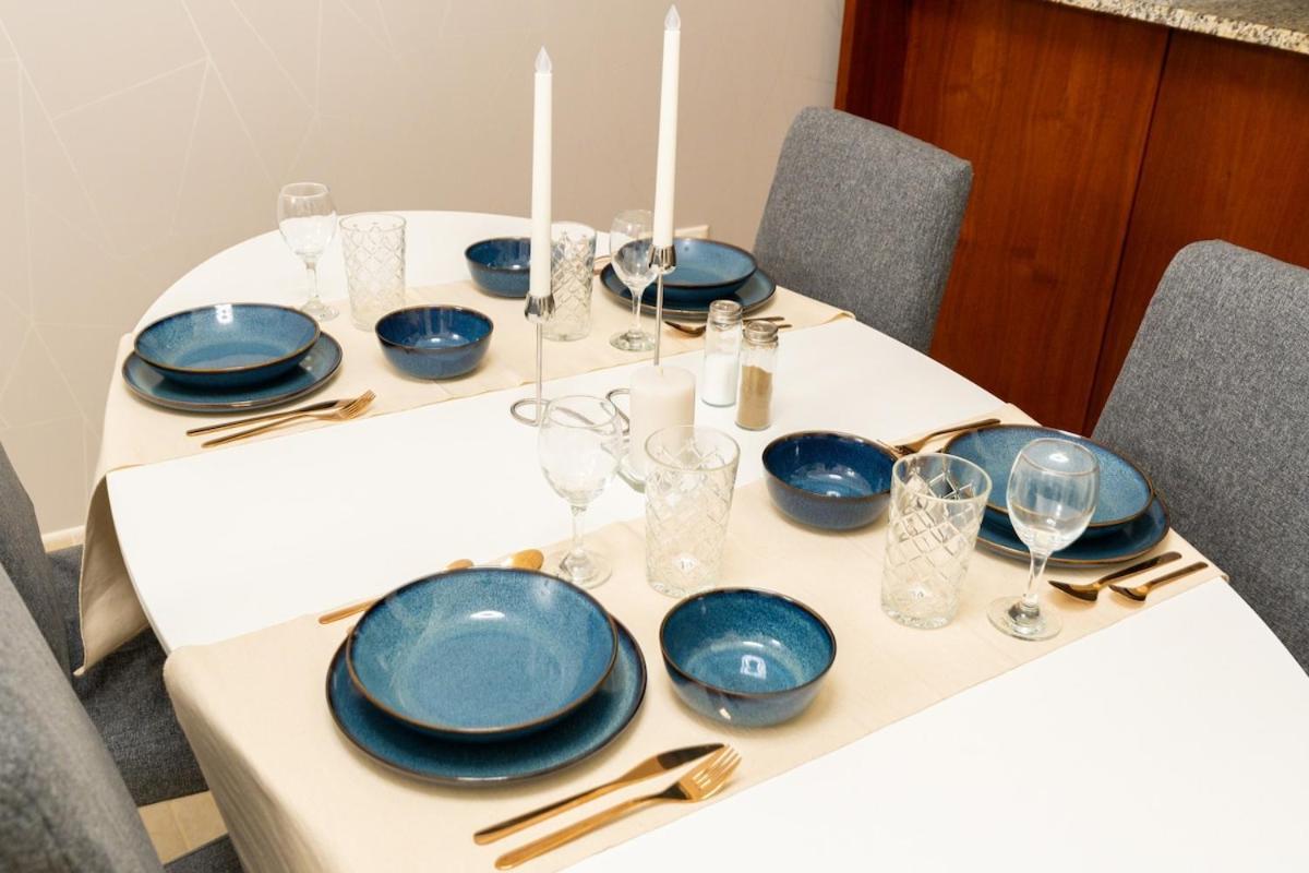 Luxury Waterfront Marina Apartment Dubai