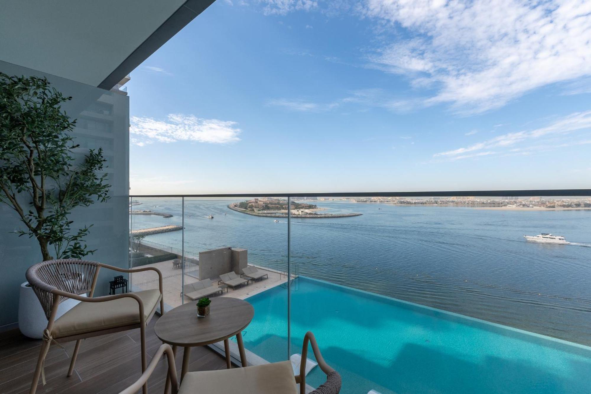 Isle 2, Emaar Beachfront - Mint Apartment Dubai