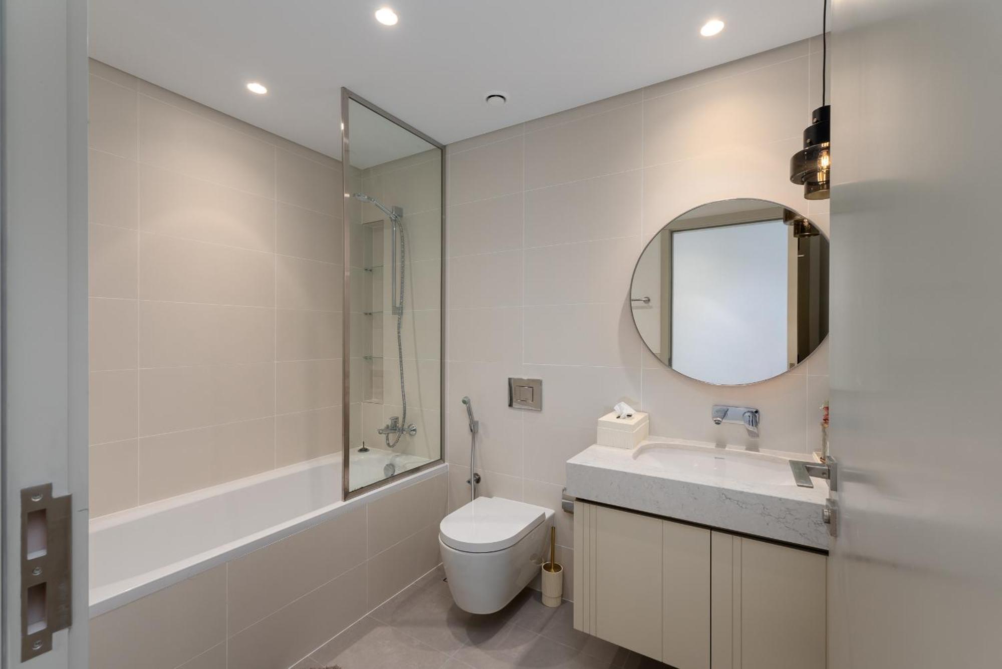Isle 2, Emaar Beachfront - Mint Apartment *