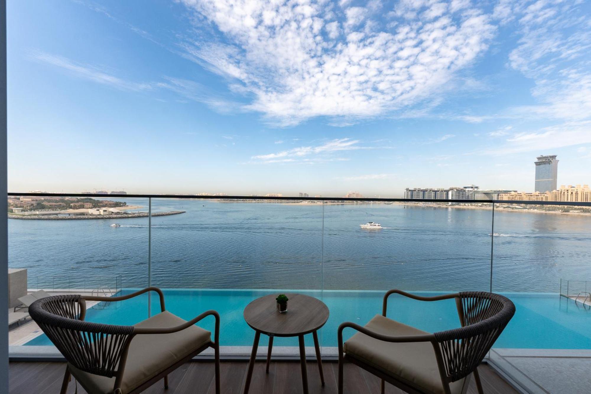 Isle 2, Emaar Beachfront - Mint