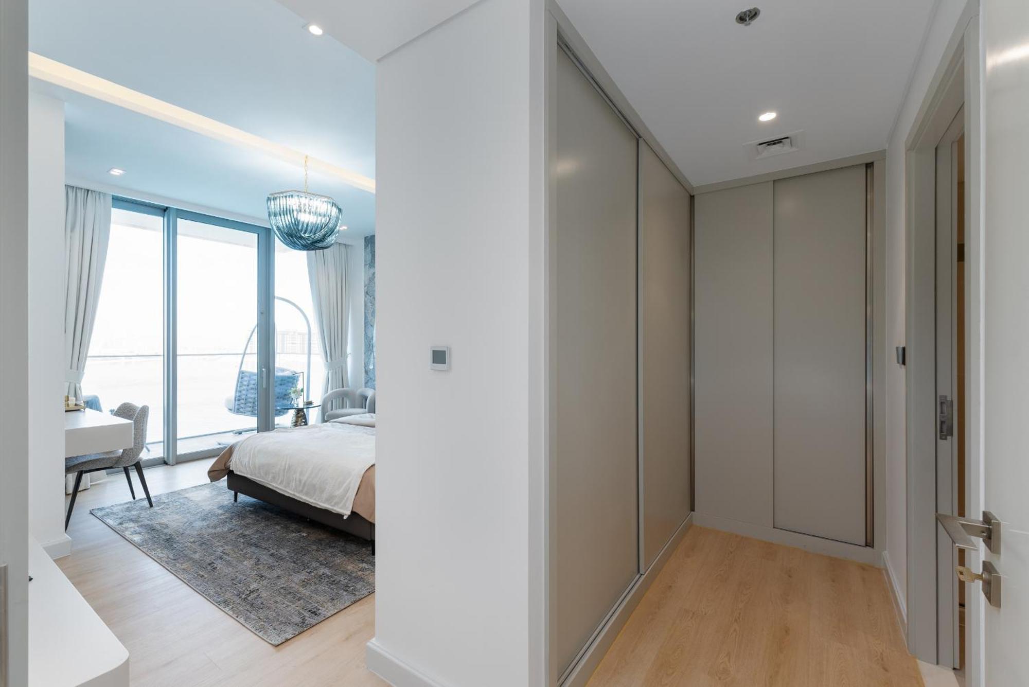 Isle 2, Emaar Beachfront - Mint Apartment *