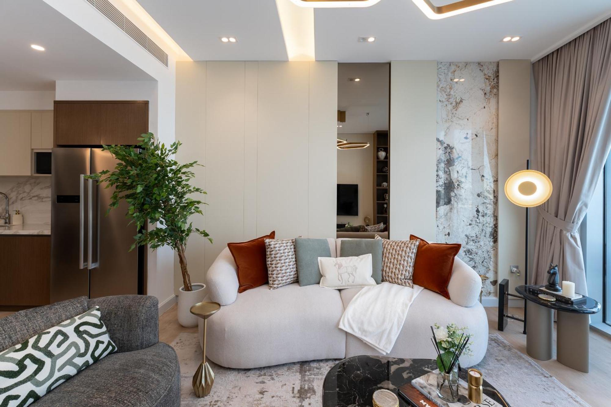 Isle 2, Emaar Beachfront - Mint Apartment